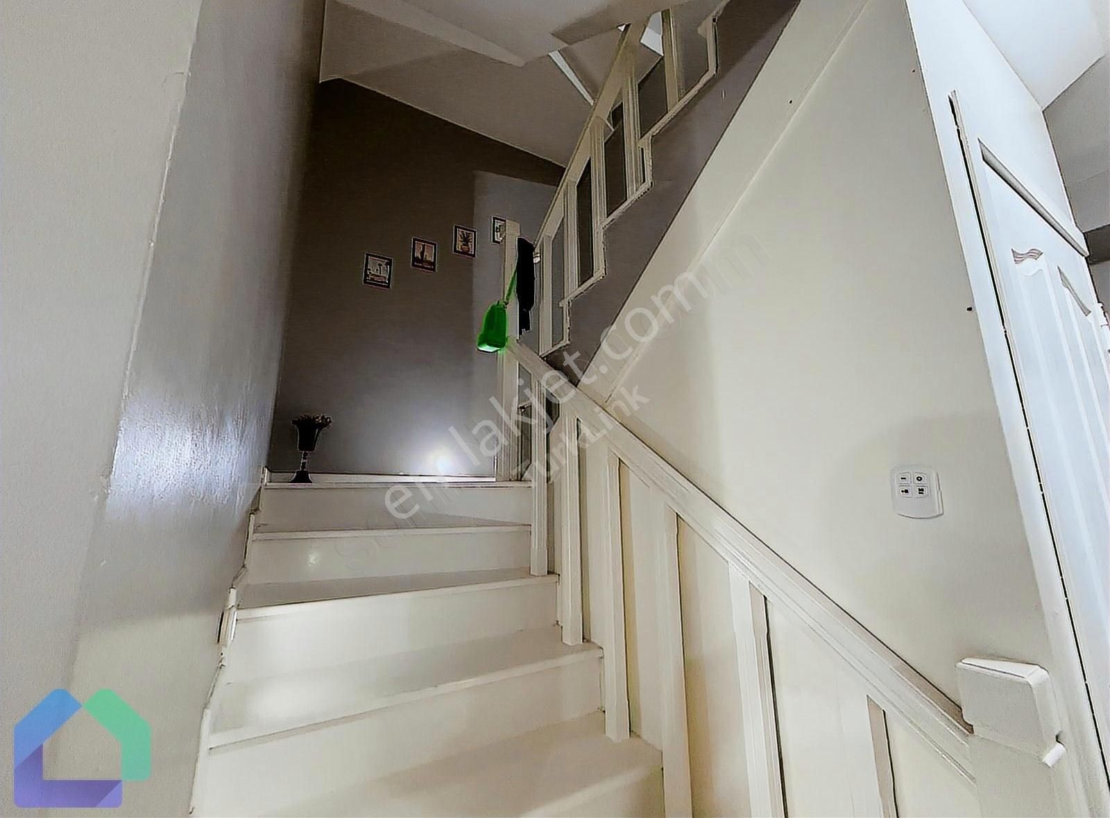 Atakent Ümraniyede 6+3 Bahçeli 4 Katlı Müstakil Ev 260 M² - Görsel 4