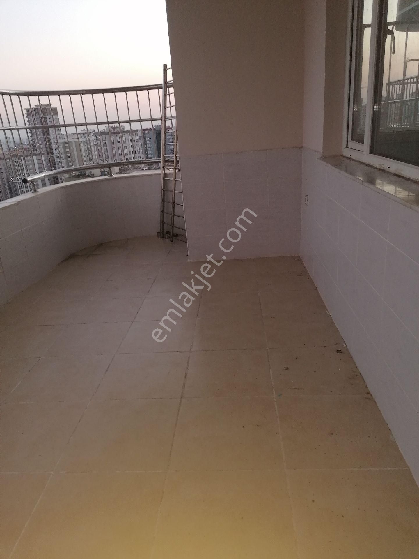 Sahibinden Metro Kenarında Kiralık Daire - Görsel 15