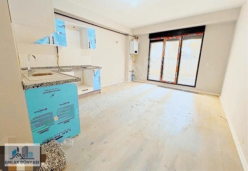 Emlak Dünyasından Çınar Mahallesinde Marmaray 3 Dk Mesafede - Görsel 4