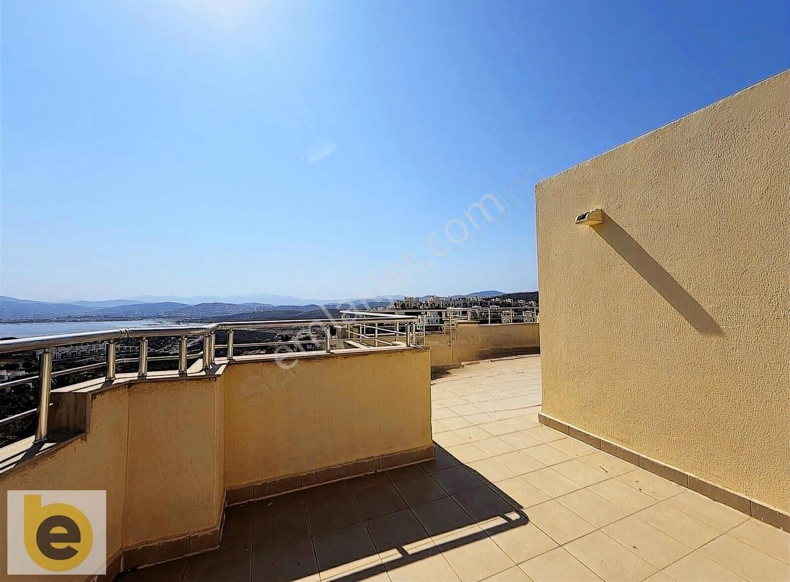Turquoise Sitesi'nde Göl Manzaralı Özel Havuzlu 4+1 Villa - Görsel 10