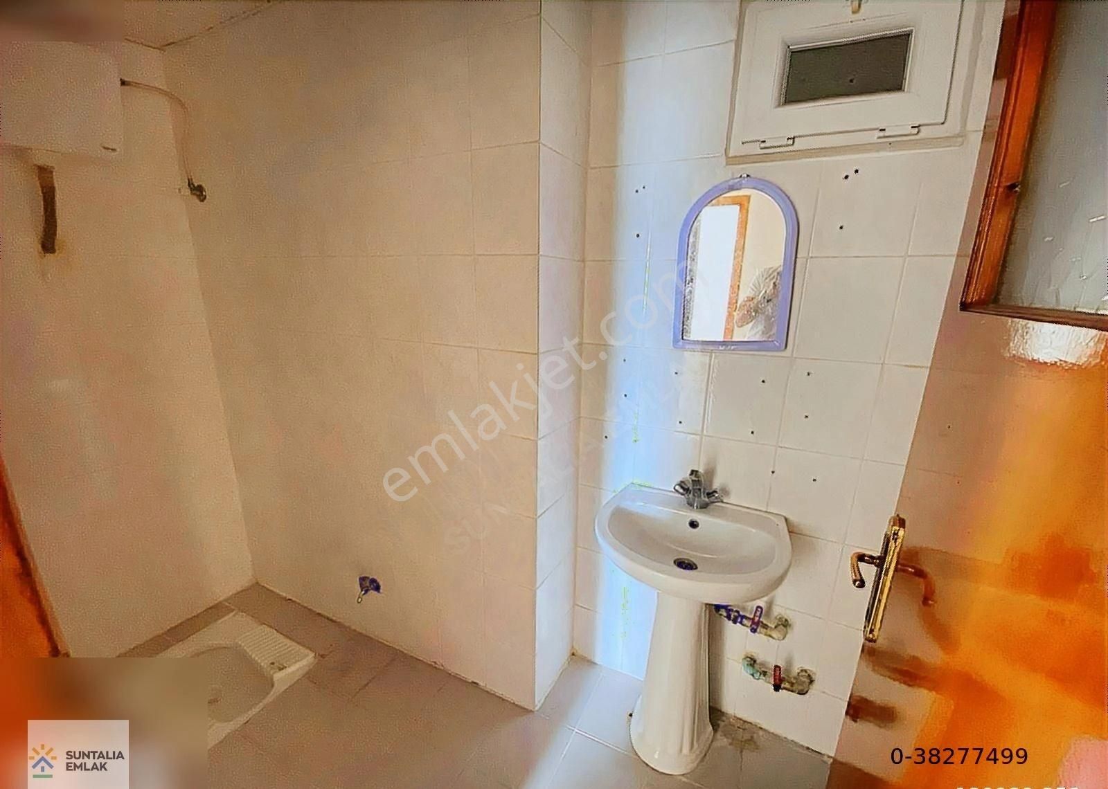 Konyaaltı Öğr.ev Mh Arakat 3+1 150 M2 Ayrı Mutfak - Görsel 3