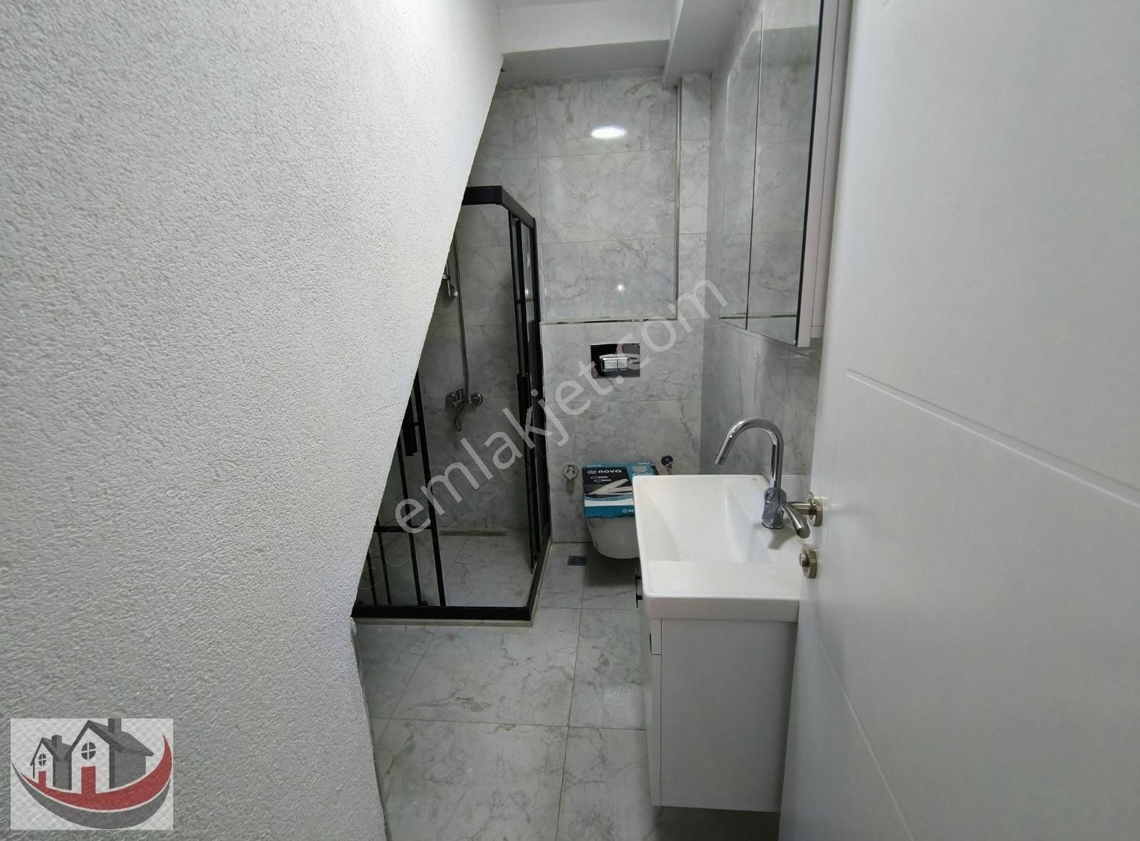 Güney Den Deniz Ve Adalar Manzaralı 2+1.100 M2 Dubleks - Görsel 9