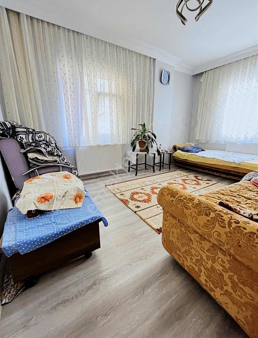 Muhteşem Konumda Satılık Geniş 3+1 - Görsel 6