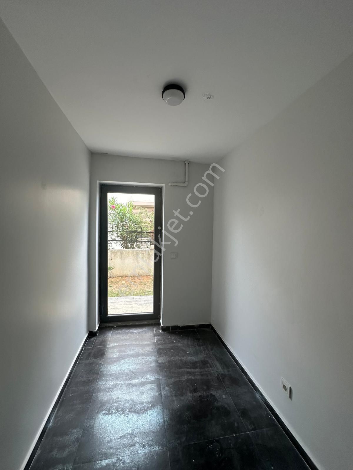 *rw Perfect*zekeriyaköy Merkezde Kiralık 3+2 Odalı İkiz Villa - Görsel 25