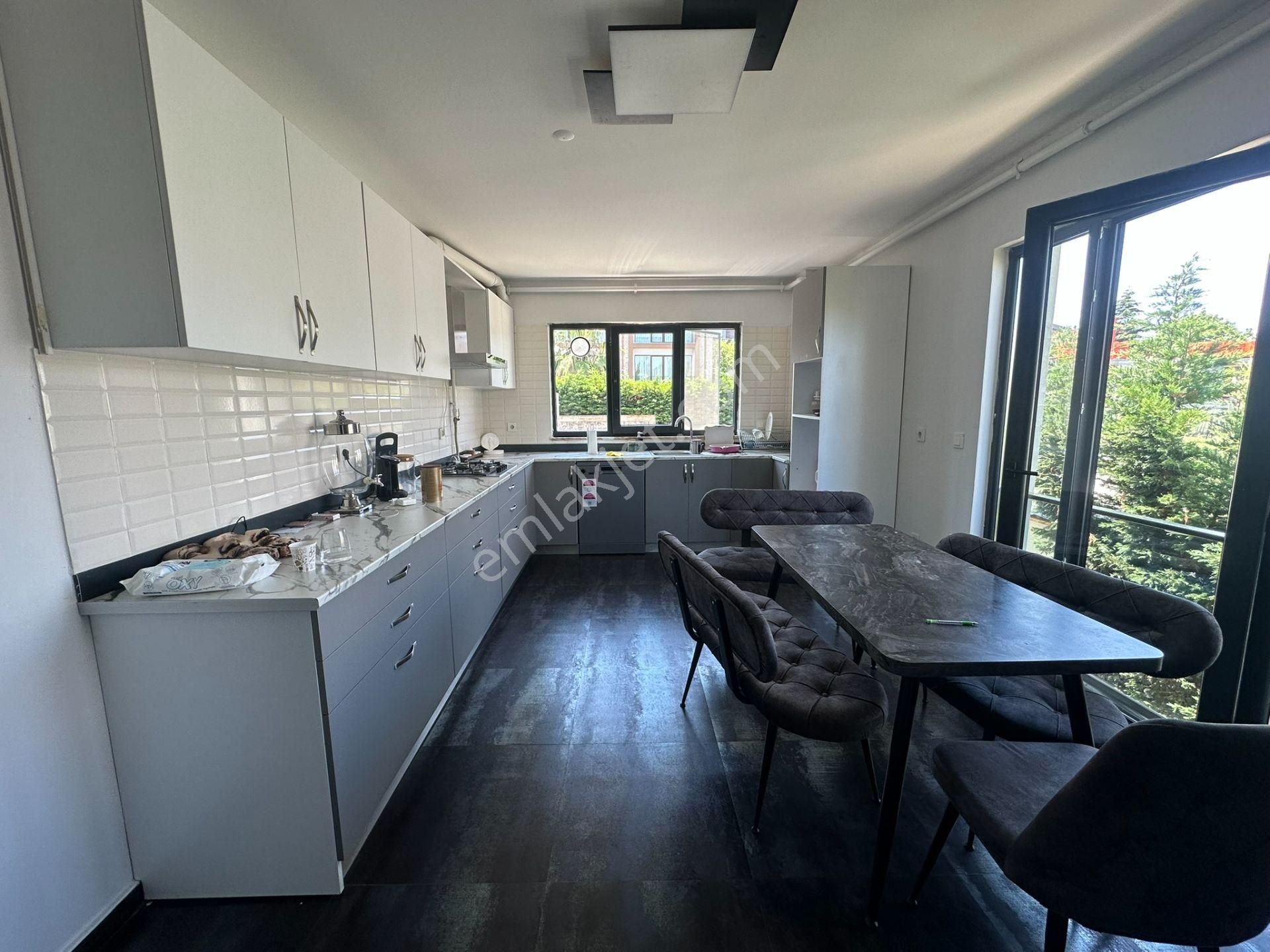 *rw Perfect*zekeriyaköy Merkezde Kiralık 3+2 Odalı İkiz Villa - Görsel 17