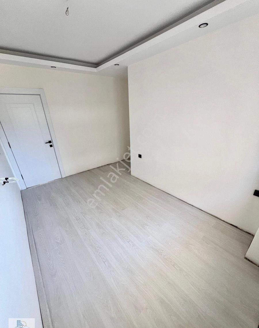 Hisar Mahallesinde Satılık 2+1 Ayrı Mutfak Ara Kat Daire - Görsel 8