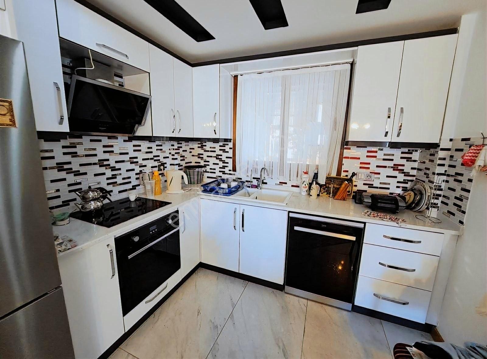 İzmir Seferihisar Ürkmez Cumhuriyet Te Satılık 3+1 Villa - Görsel 5