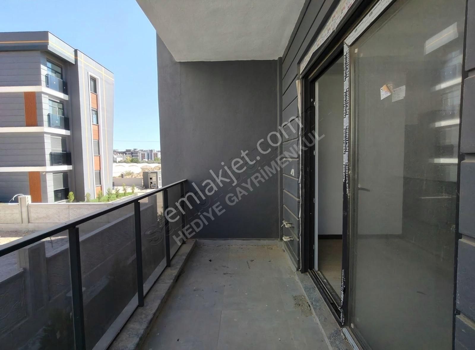 Aksu Altıntaş Mah. Sıfır Arakat 1+1 Daire - Görsel 21