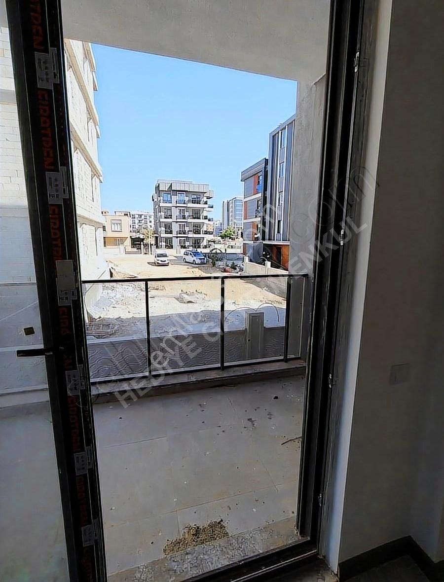 Aksu Altıntaş Mah. Sıfır Arakat 1+1 Daire - Görsel 11