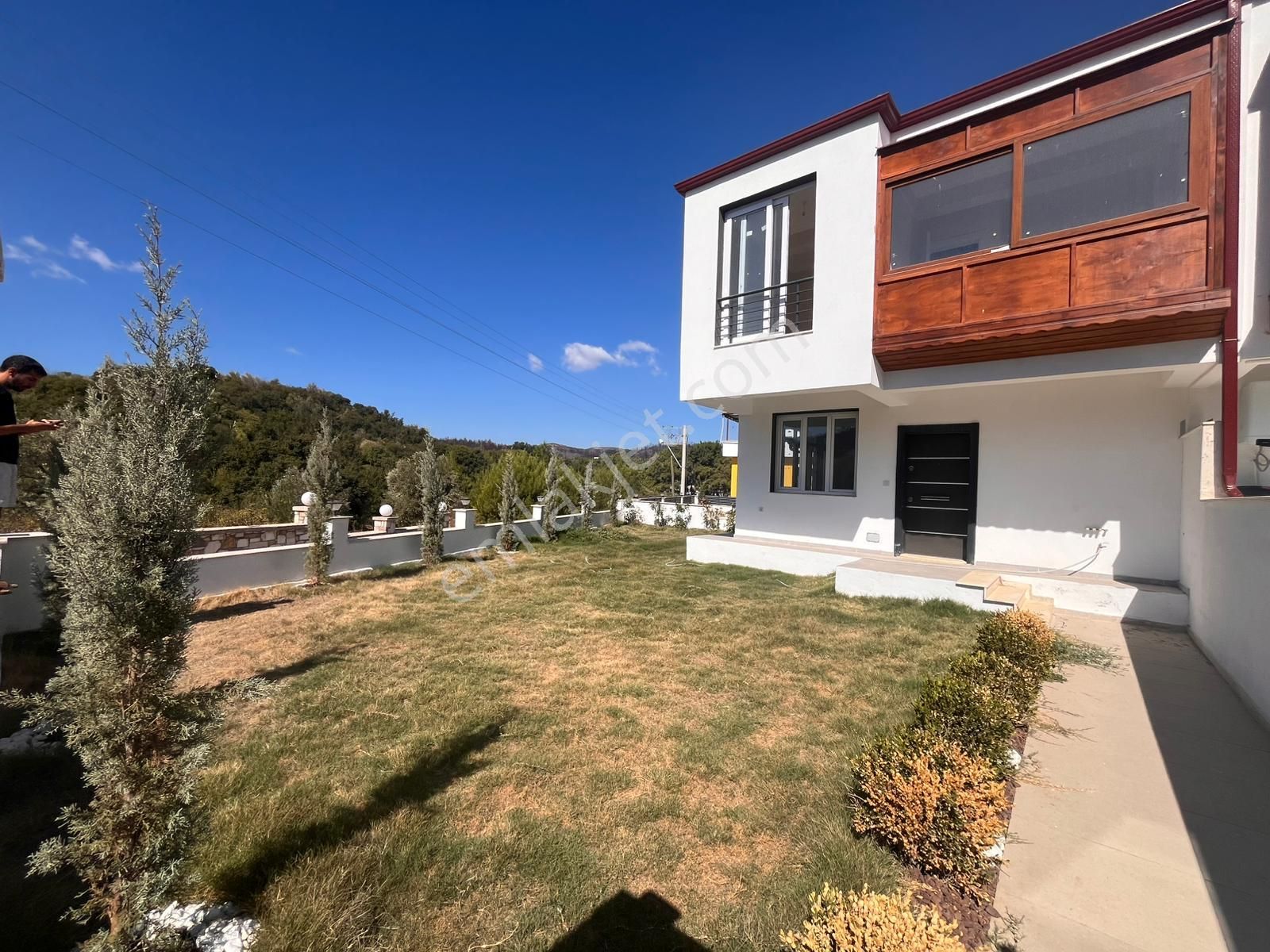 Seferihisar Payamlıda Geniş Bahçeli Sıfır 3+1 Yazlıklar - Görsel 2