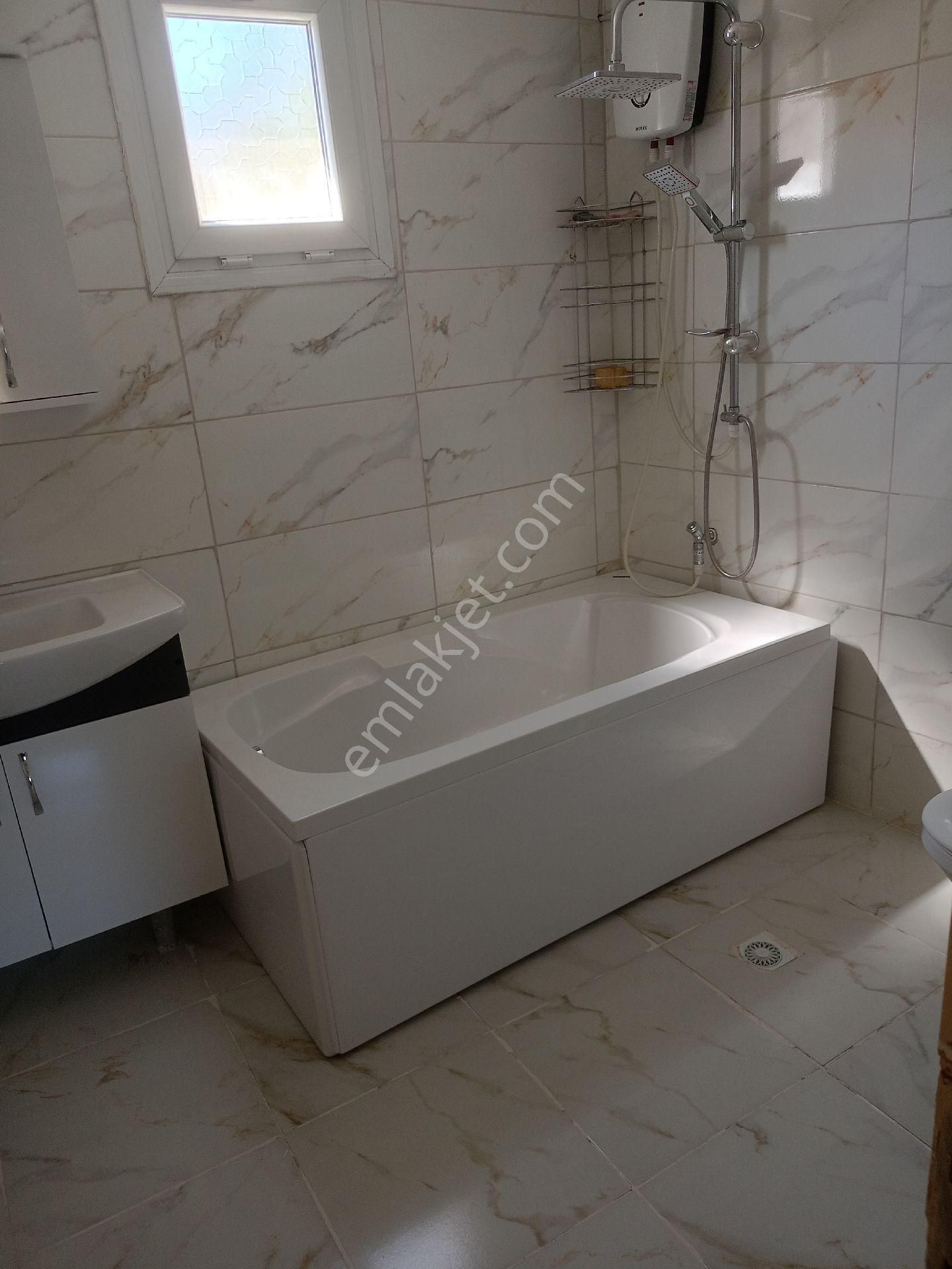 Koyuneli Mahallesi / Satılık Bahçeli Taş Ev / 5+1 / Bergama - Görsel 22