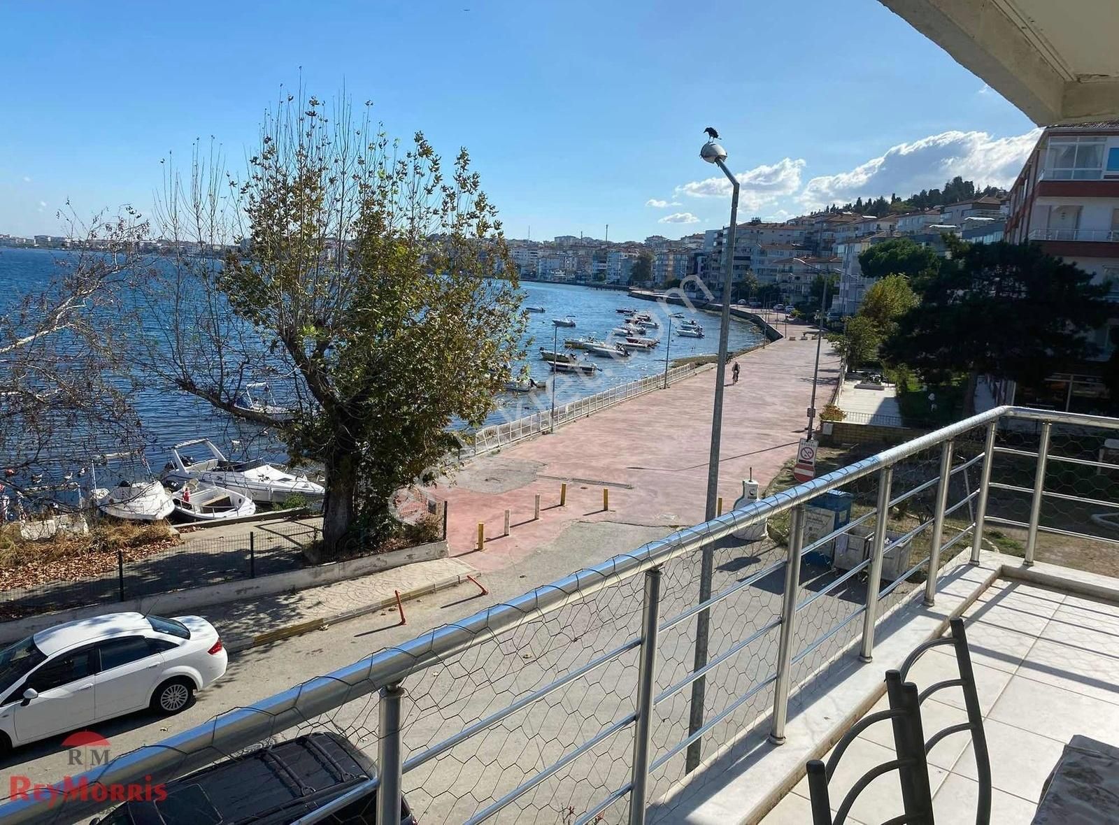 Yalova Çınarcık Merkezde Denize Sıfır 2+1 Eşyalı Daire - Görsel 7