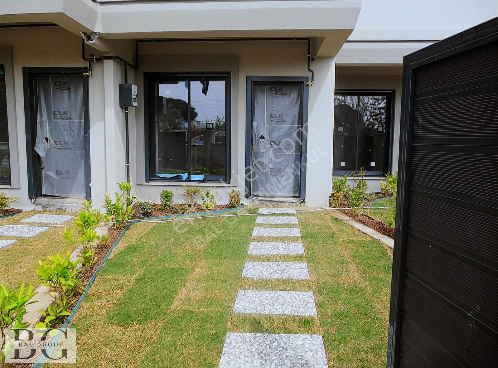 Bal Gayrimenkul- Cüneytbeyde Müstakil Girişli Önü Açık 4+1 Villa - Görsel 2