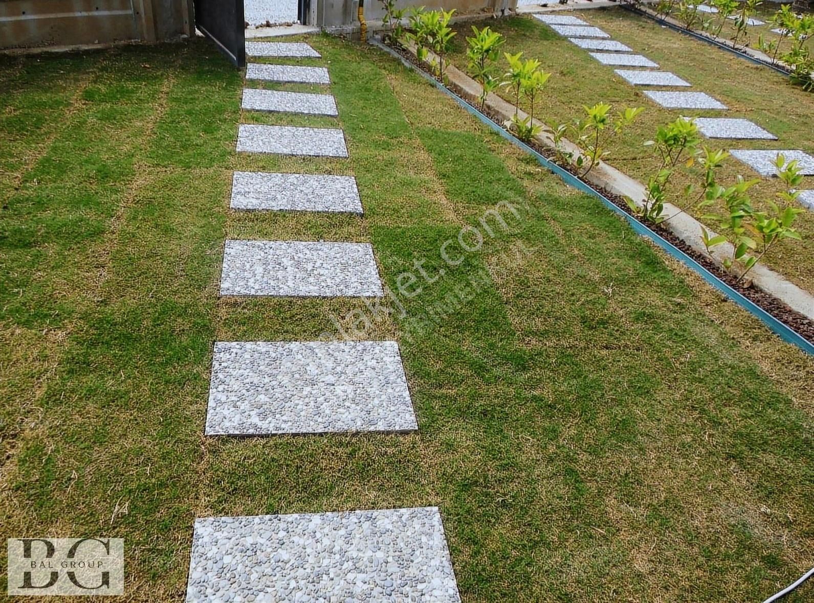 Bal Gayrimenkul- Cüneytbeyde Müstakil Girişli Önü Açık 4+1 Villa - Görsel 13