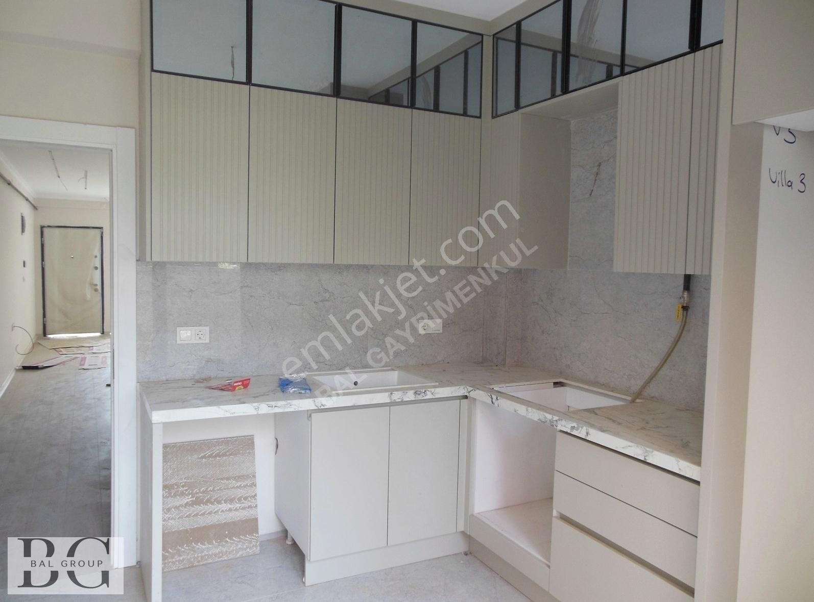 Bal Gayrimenkul- Cüneytbeyde Müstakil Girişli Önü Açık 4+1 Villa - Görsel 1