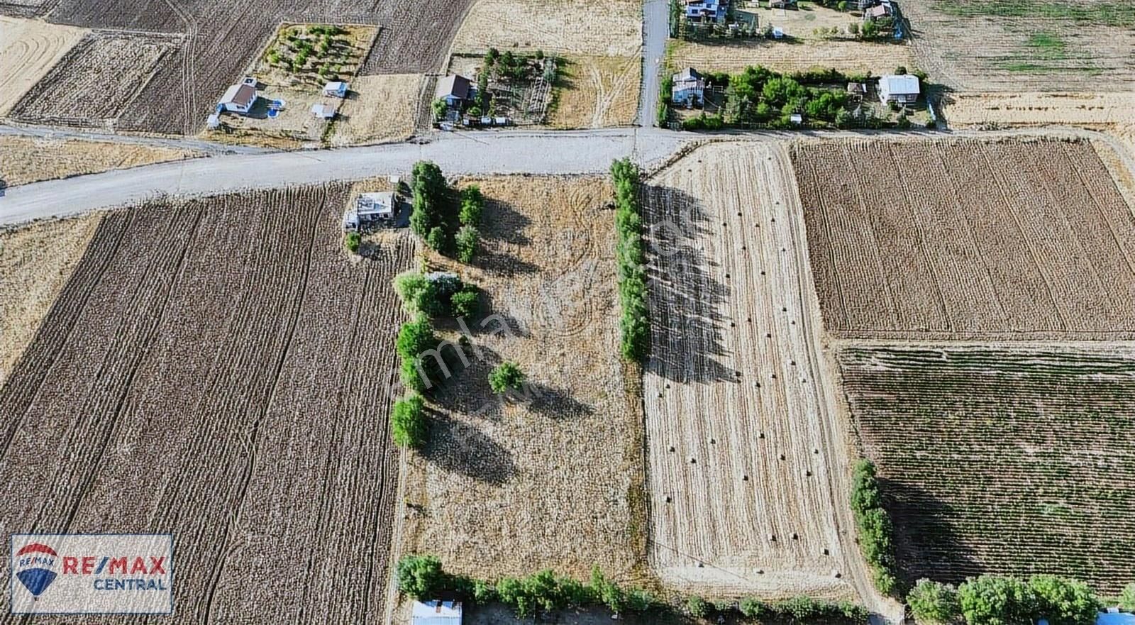 Remax Central Ayrıcalığıyla Esenyurtta İki Villa Müstakil Parsel - Görsel 6