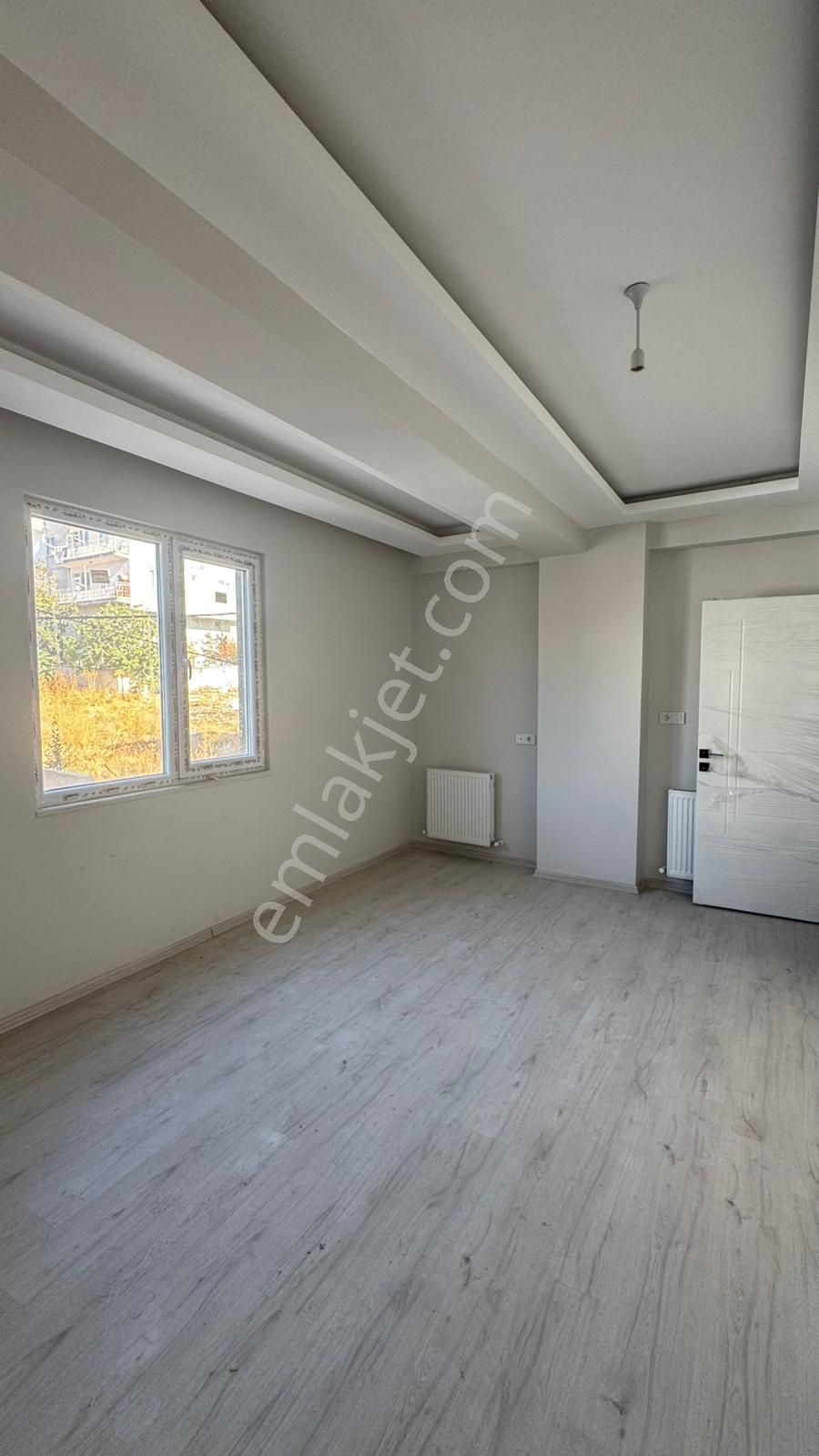 Aydınlık Emlak'tan Alanyurt Yeni Mahallede Satılık Sıfır 1+1 Daire