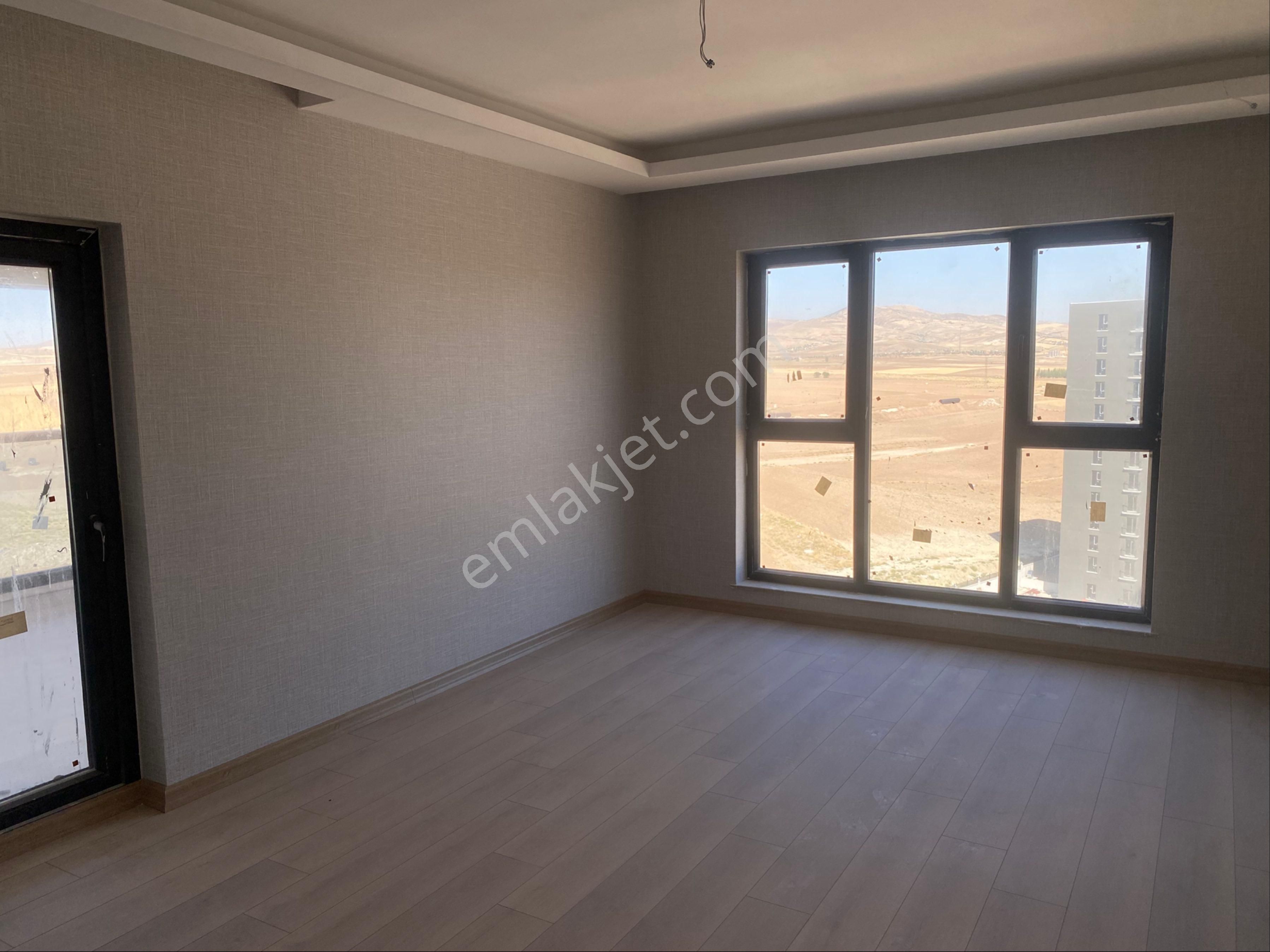 Seg Grup| Site İçerisinde Yüksek Kat Geniş 4+1 Satılık Daire - Görsel 13