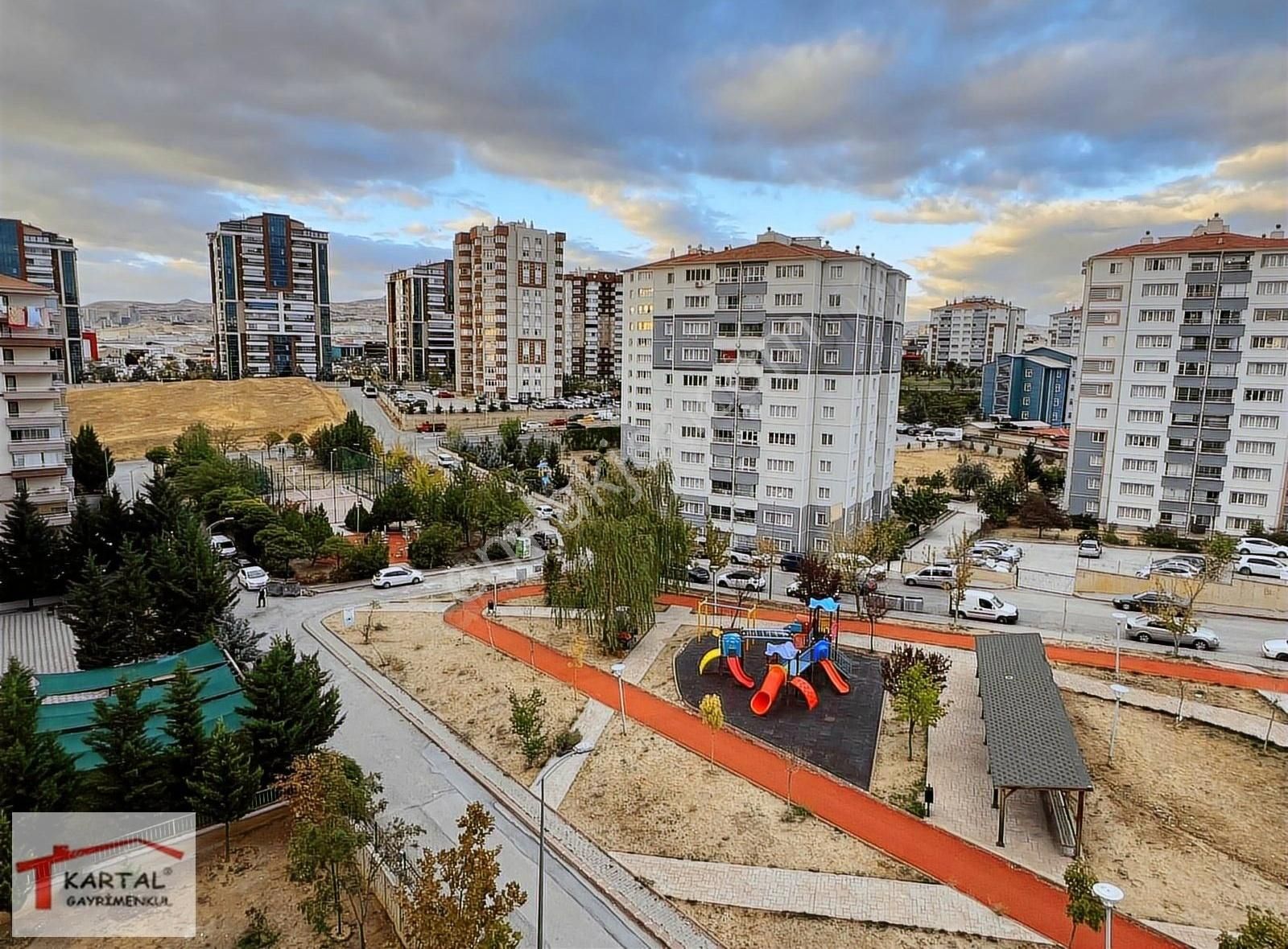 Kartal'dan Kombili Önü Açık Geniş Ve Ferah 3+1 Daire - Görsel 5