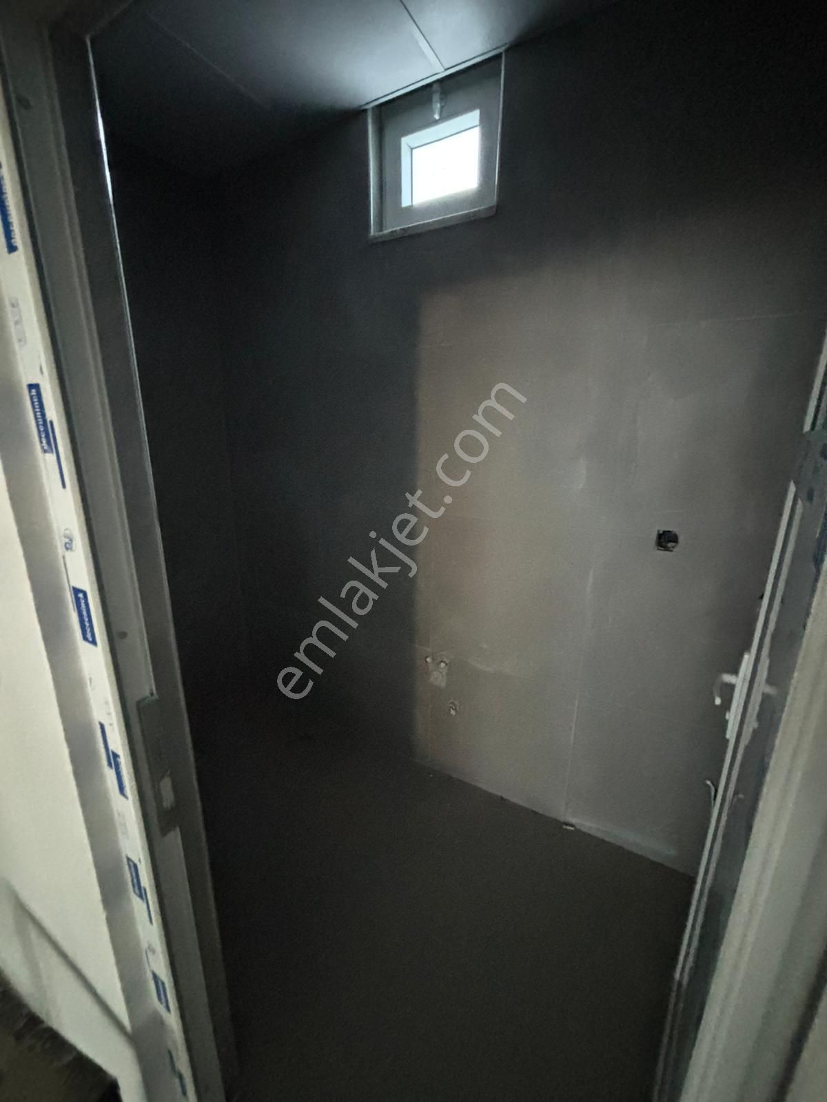 Usta Gayrimenkul'den Kiralık Cadde Üzerinde Sıfır Dükkan - Görsel 11