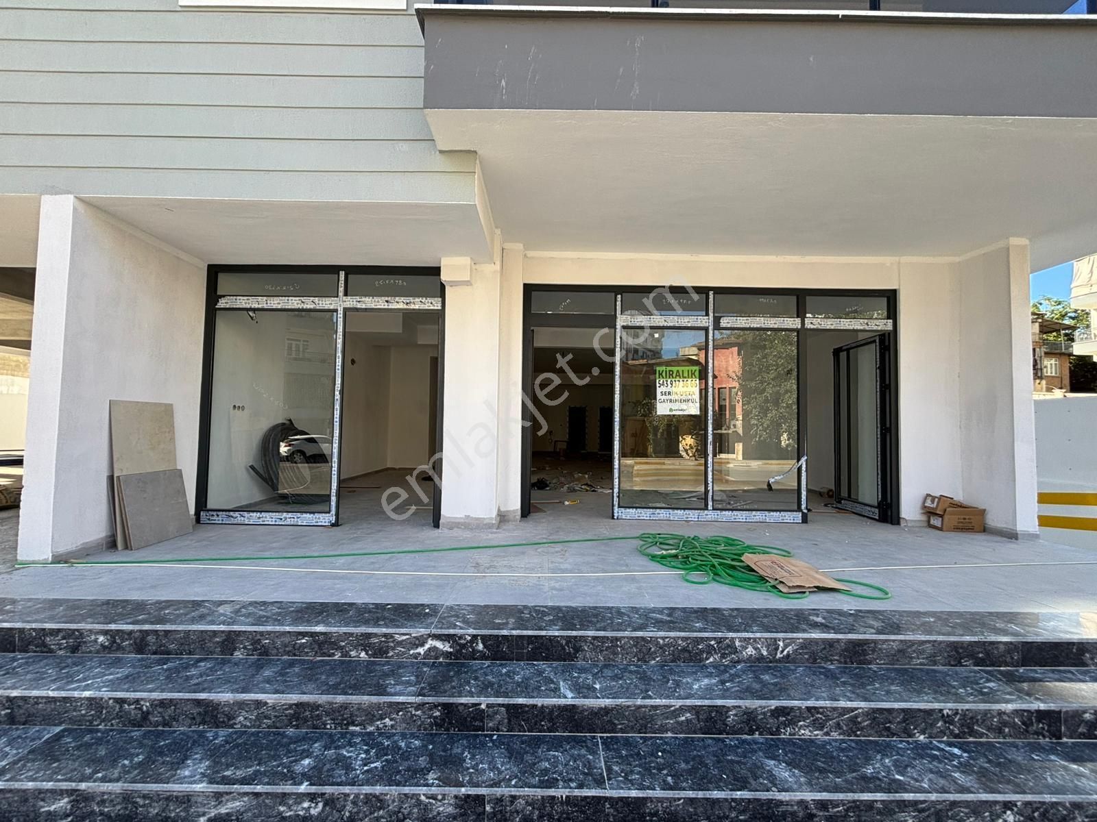 Usta Gayrimenkul'den Kiralık Cadde Üzerinde Sıfır Dükkan - Görsel 2