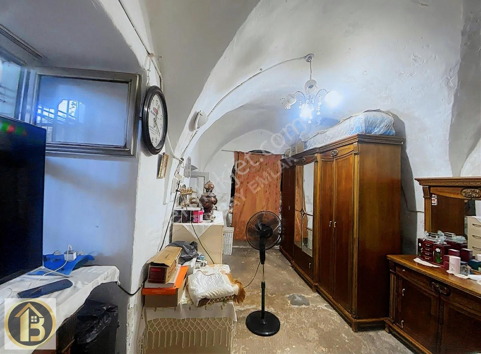 Artuklu Ulu Cami Dibinde 2 Katlı 7 Odalı Satılık Tarihi Ev - Görsel 35