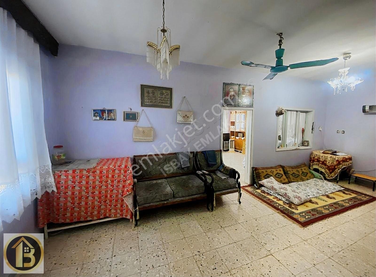 Artuklu Ulu Cami Dibinde 2 Katlı 7 Odalı Satılık Tarihi Ev - Görsel 7