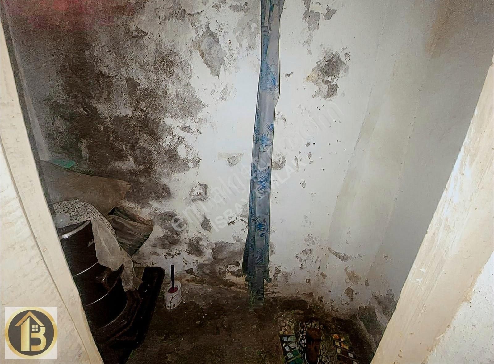 Artuklu Ulu Cami Dibinde 2 Katlı 7 Odalı Satılık Tarihi Ev - Görsel 20