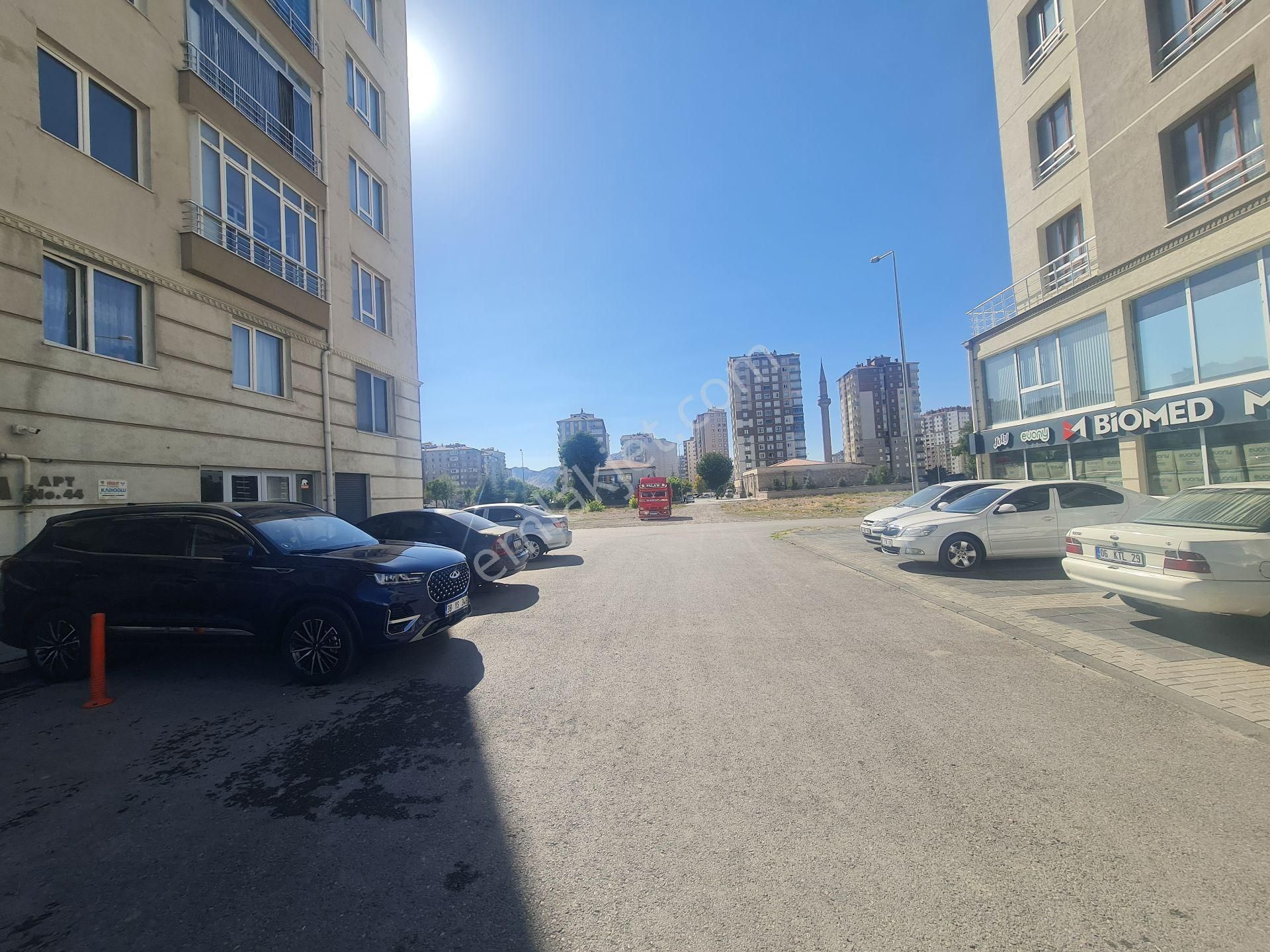 Gülük Mahallesinde Çarşı Merkezinde 3+1, 175m² Satılık Daire - Görsel 16