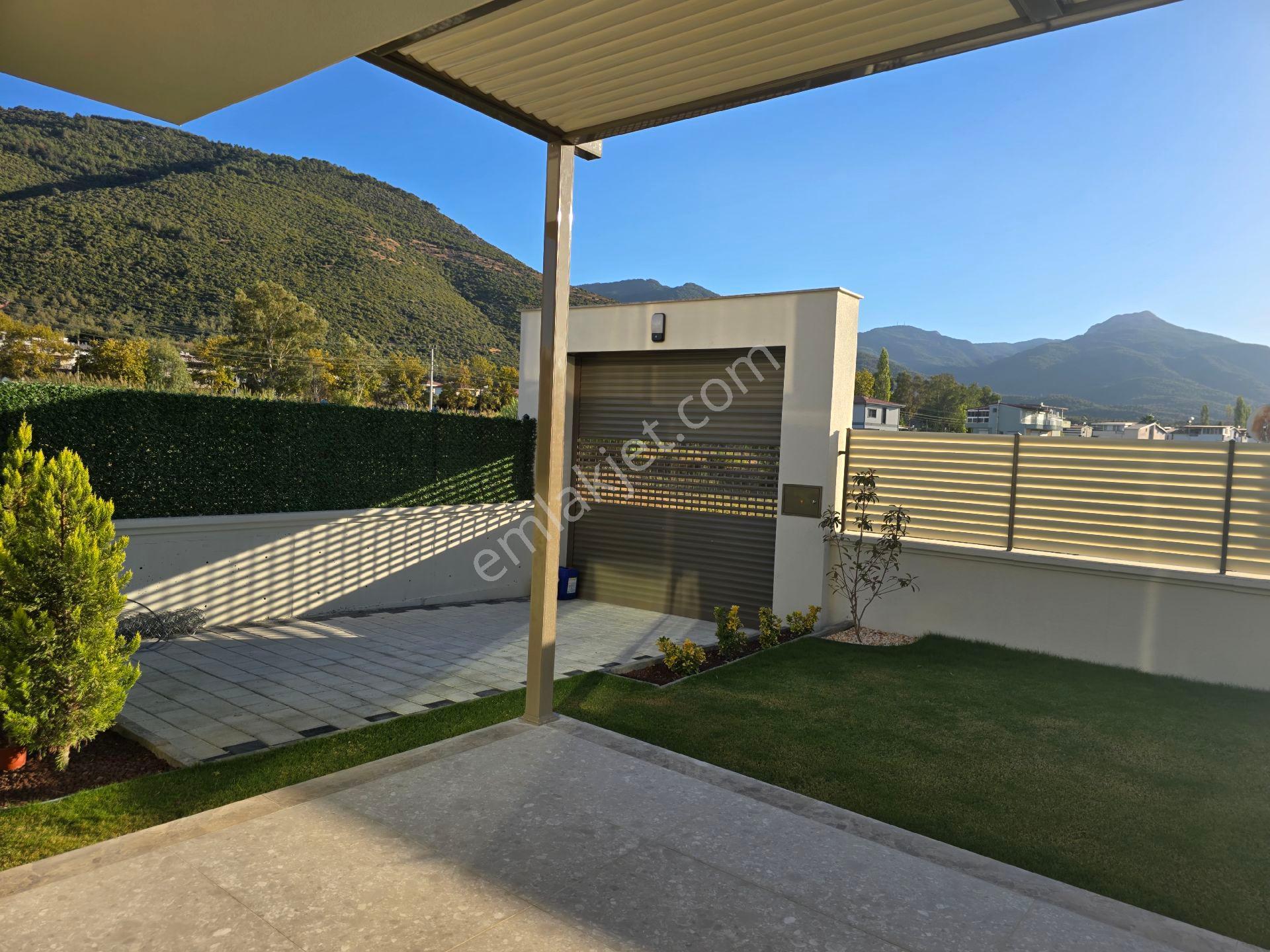 Kuşadası Davutlarda Tek Müstakil Bağımsız Özel Havuzlu 3+1 165m2 Lux Villa - Görsel 20