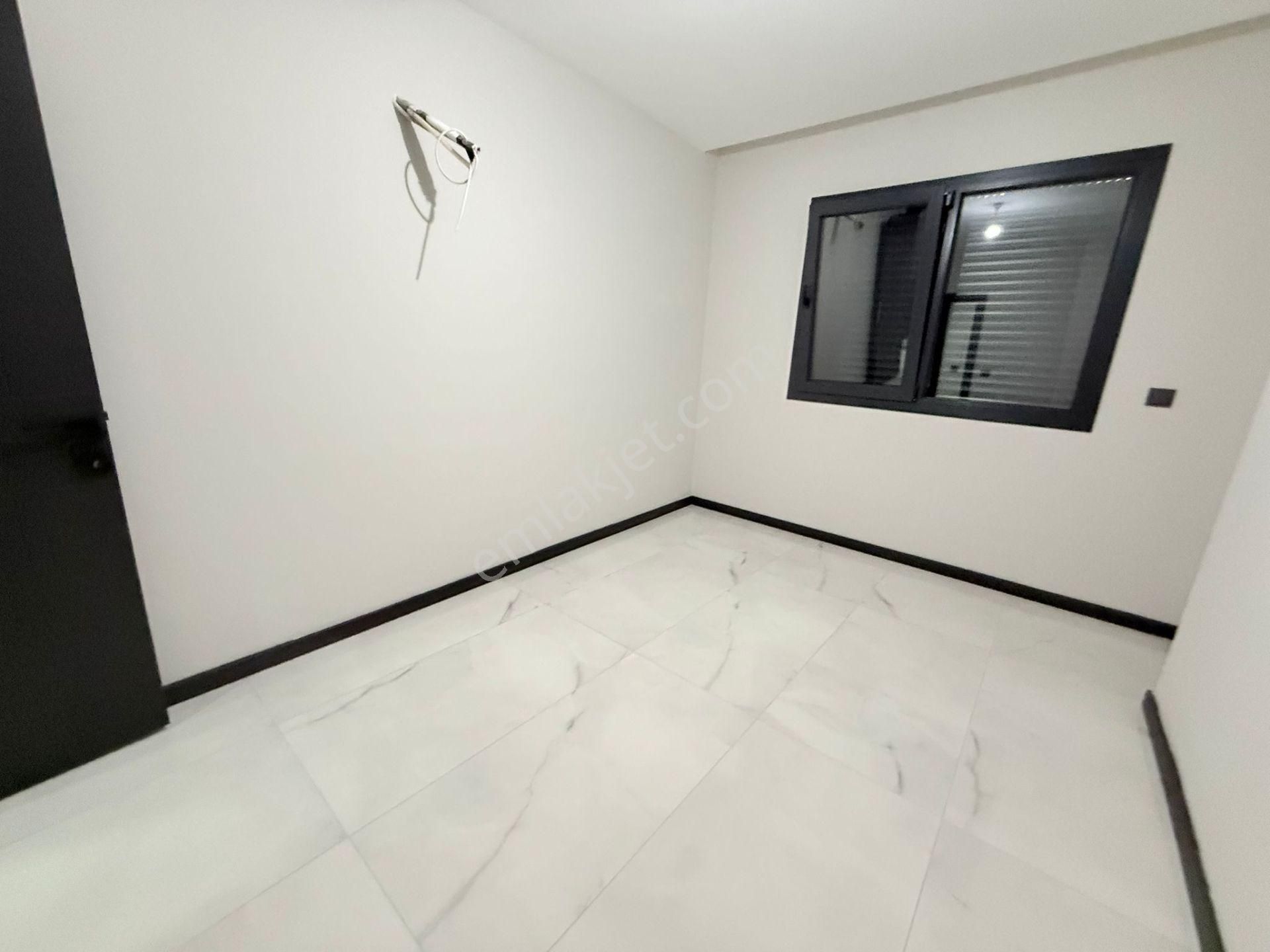 Kuşadasında Satılık-merkezı Konumlu-güvenlık-havuz-bahçe-otopark-yerden Isıtma-lüx-2+1-akıllı Ev - Görsel 28