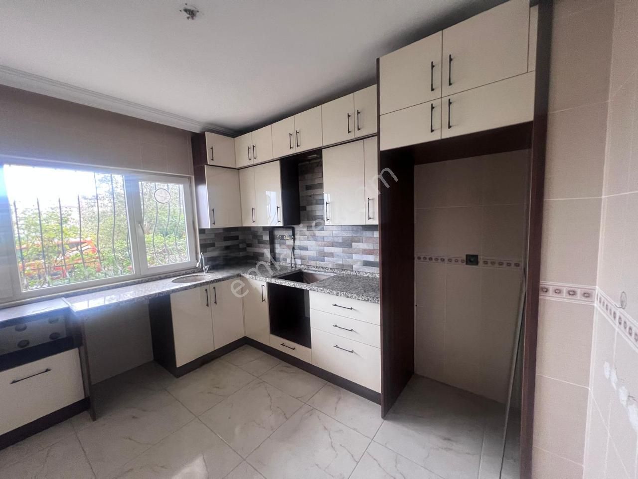 Ortahisar Karşıyaka Aktaş Sitesi'nde 3+1 Satılık Daire - Görsel 16