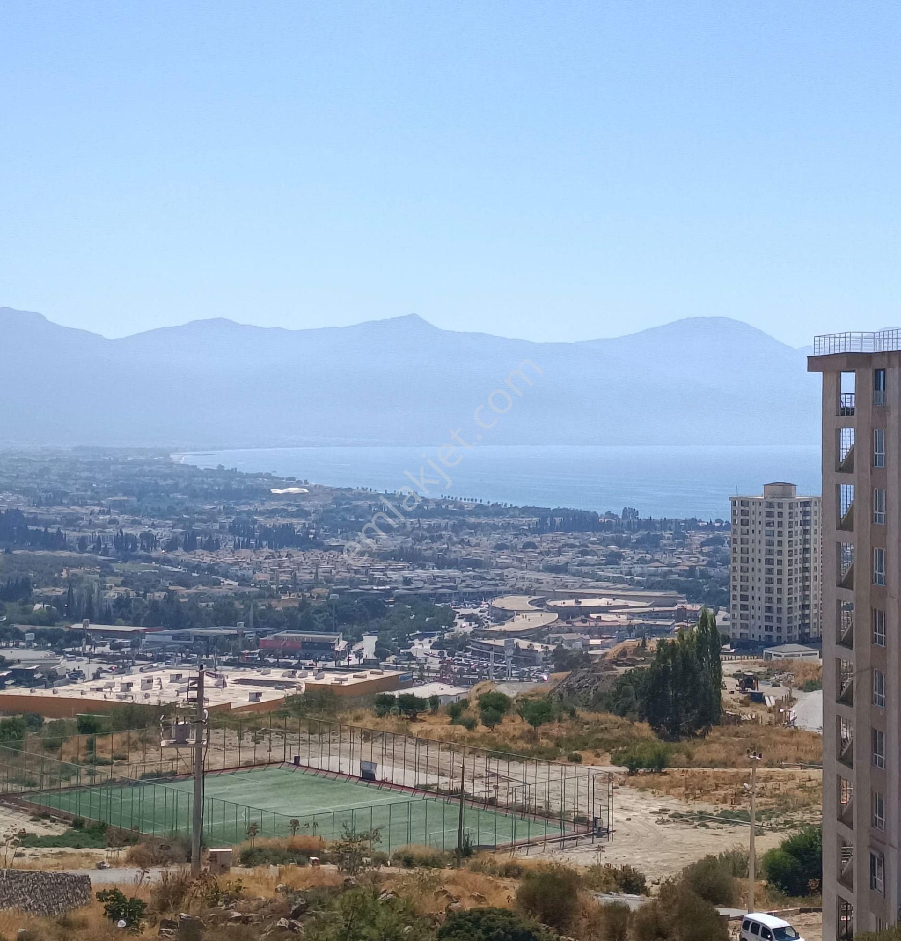 2+1 Deniz Ve Doğa Manzaralı Satılık Daire Kuşadası