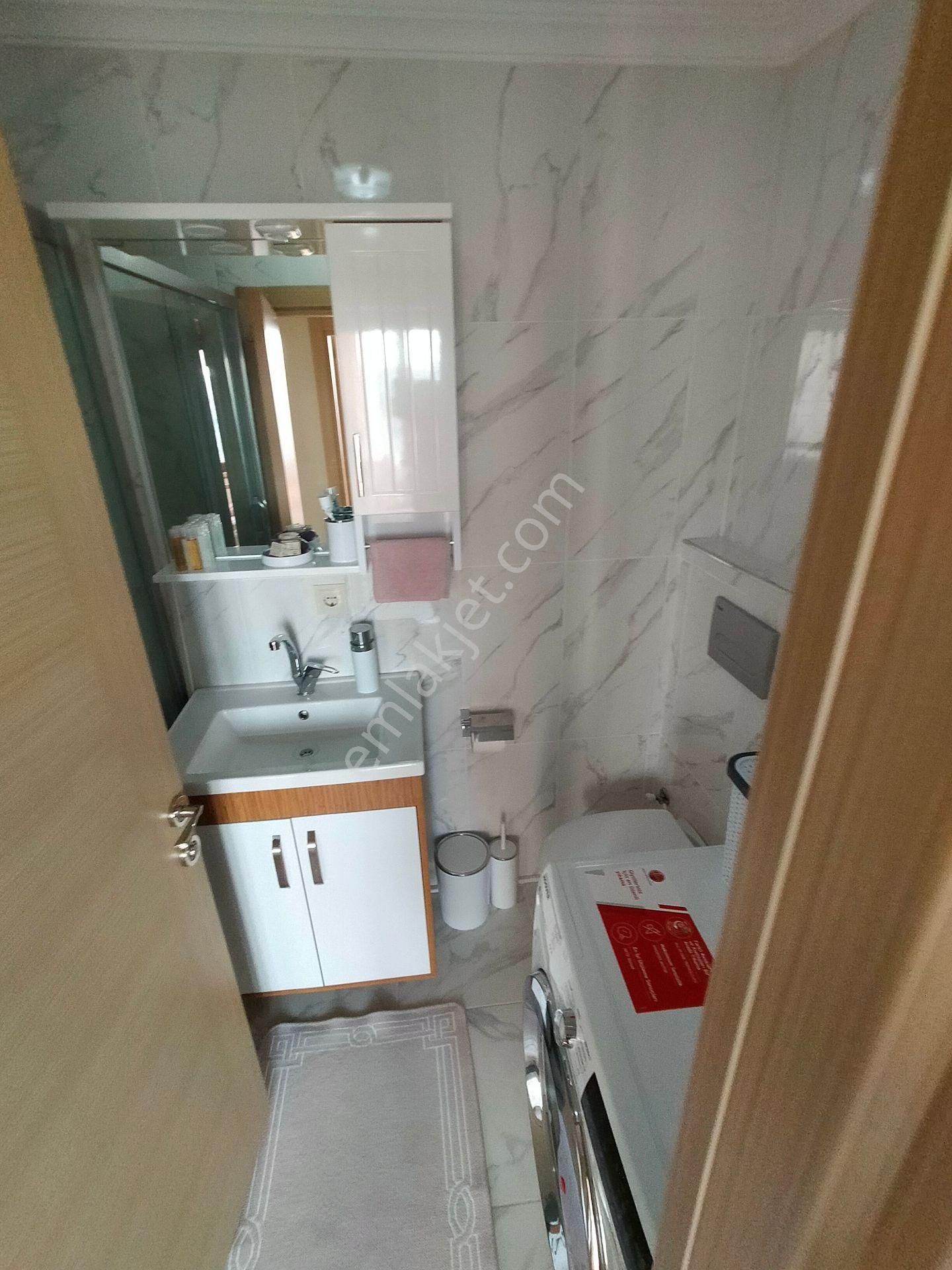 Kartal Hürriyet Mah. Şehir Ve Deniz Manzaralı Yatırımlık 2+1 - Görsel 17