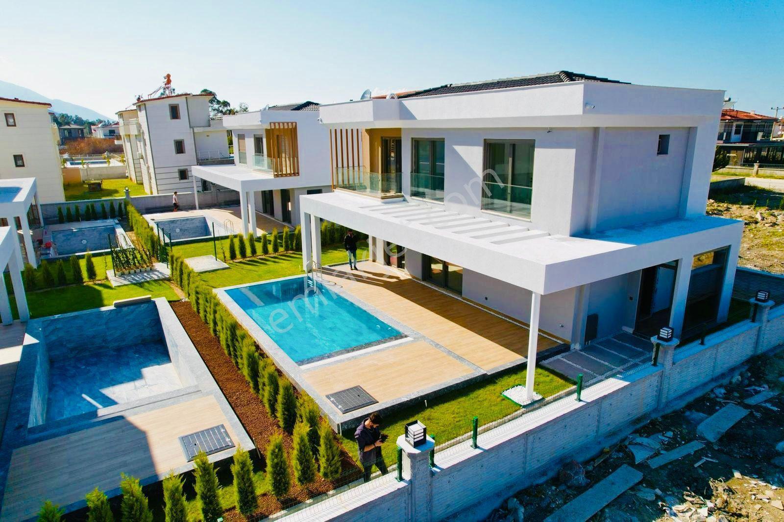 Kuşadası Davutlarda 3+1 150m2 Özel Havuzlu Özel Otoparklı Lux Yerden Isıtmalı V - Görsel 6