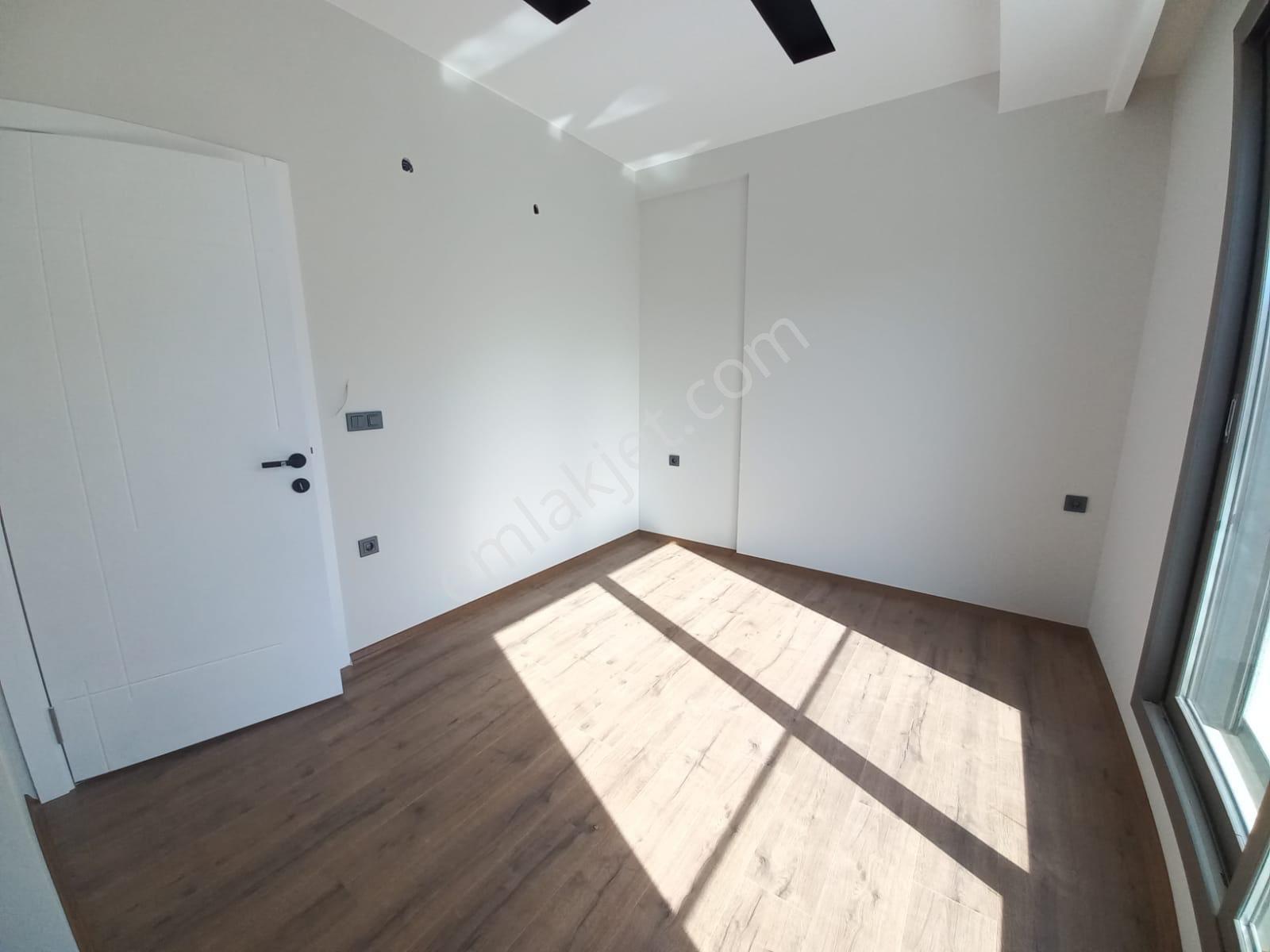 Kuşadası Davutlarda 3+1 150m2 Özel Havuzlu Özel Otoparklı Lux Yerden Isıtmalı V - Görsel 26