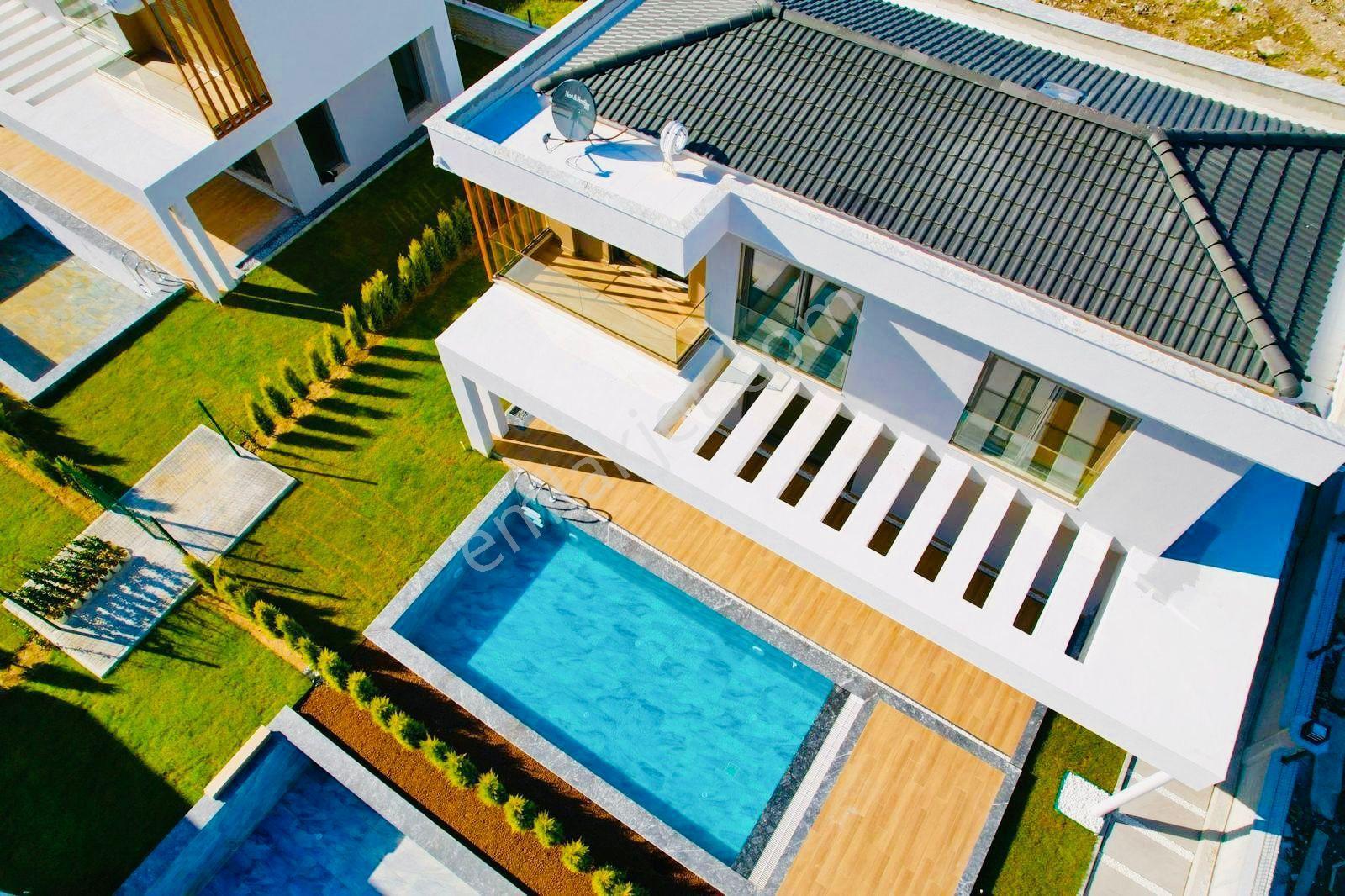 Kuşadası Davutlarda 3+1 150m2 Özel Havuzlu Özel Otoparklı Lux Yerden Isıtmalı V - Görsel 5