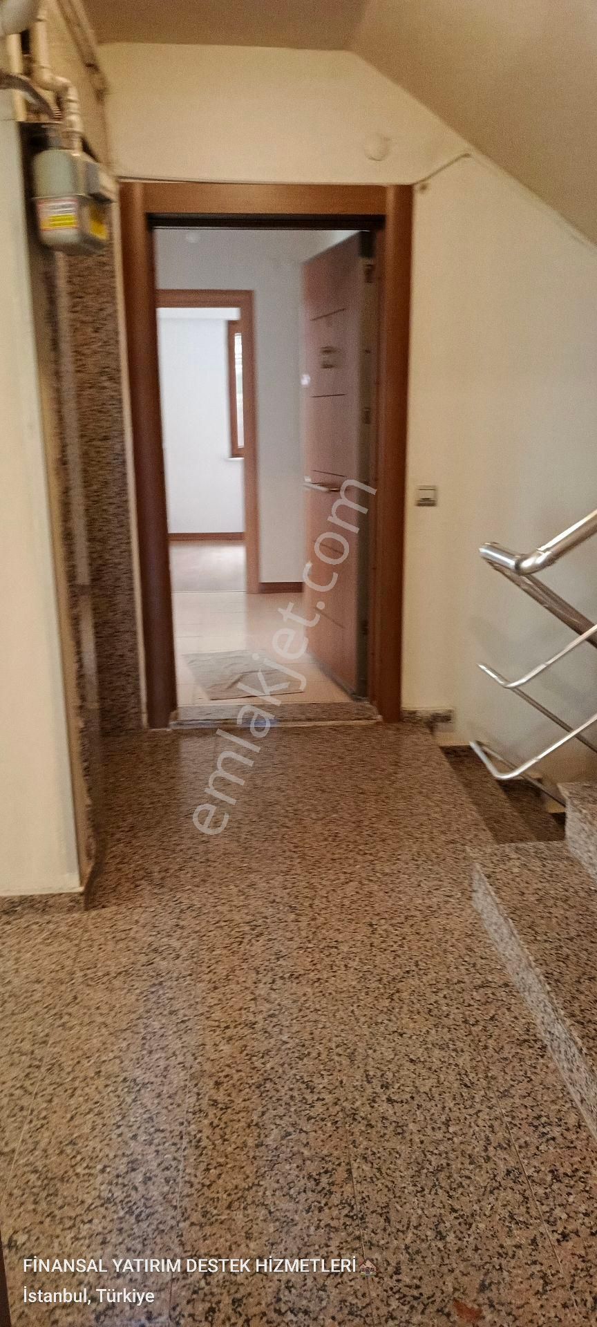 Ümraniye İstiklal Mahallesi Metro Yürüme Mesafesi Giriş Kat 2+190 Metre Yabancı Ya Uygun Kiralık - Görsel 20