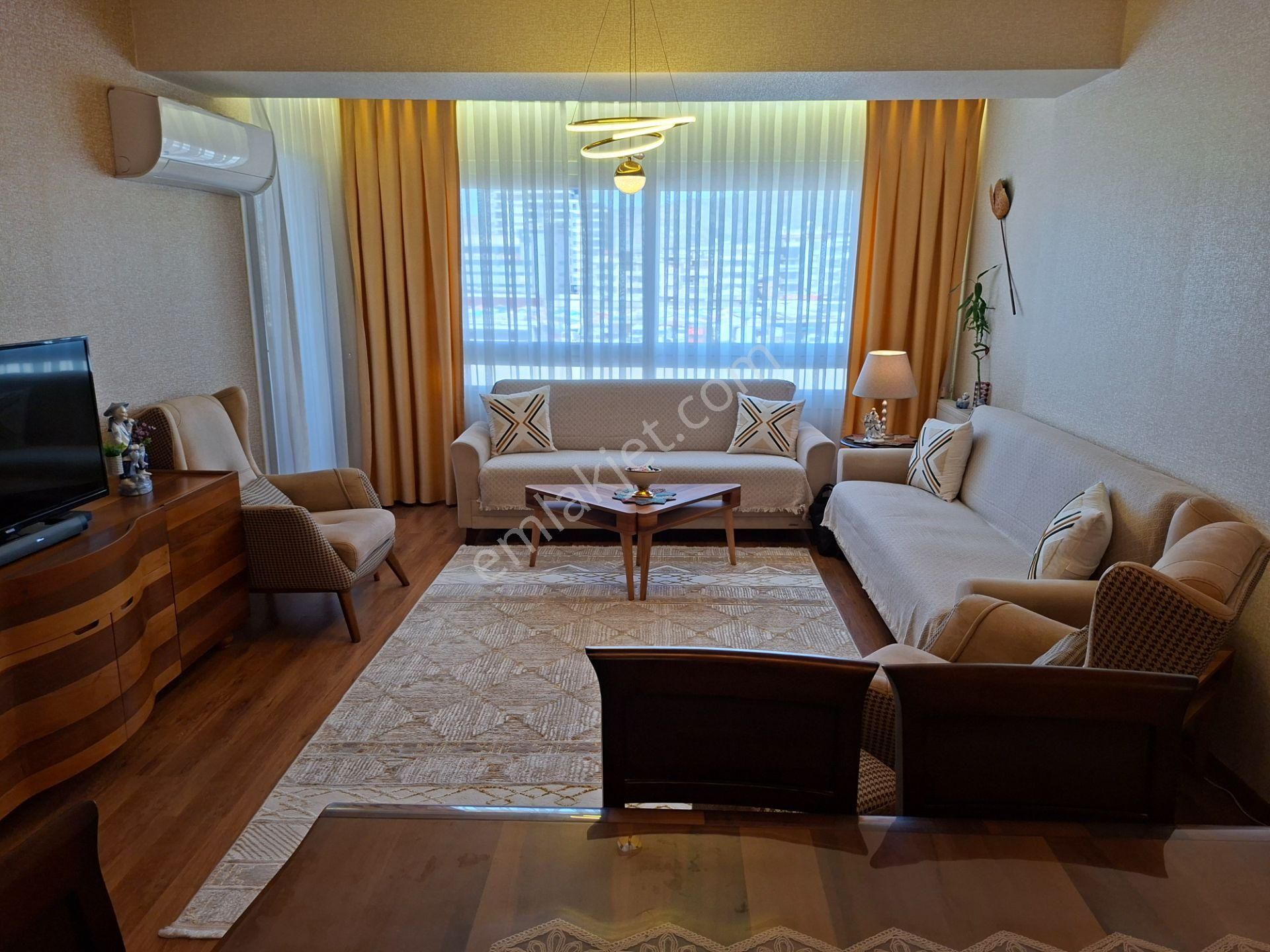 Kw Cobans’dan Palmiye Park Renova’da Kaçmaz Daire – Geniş Balkonlu, Önü Açık, Şık & Bakımlı! - Görsel 5