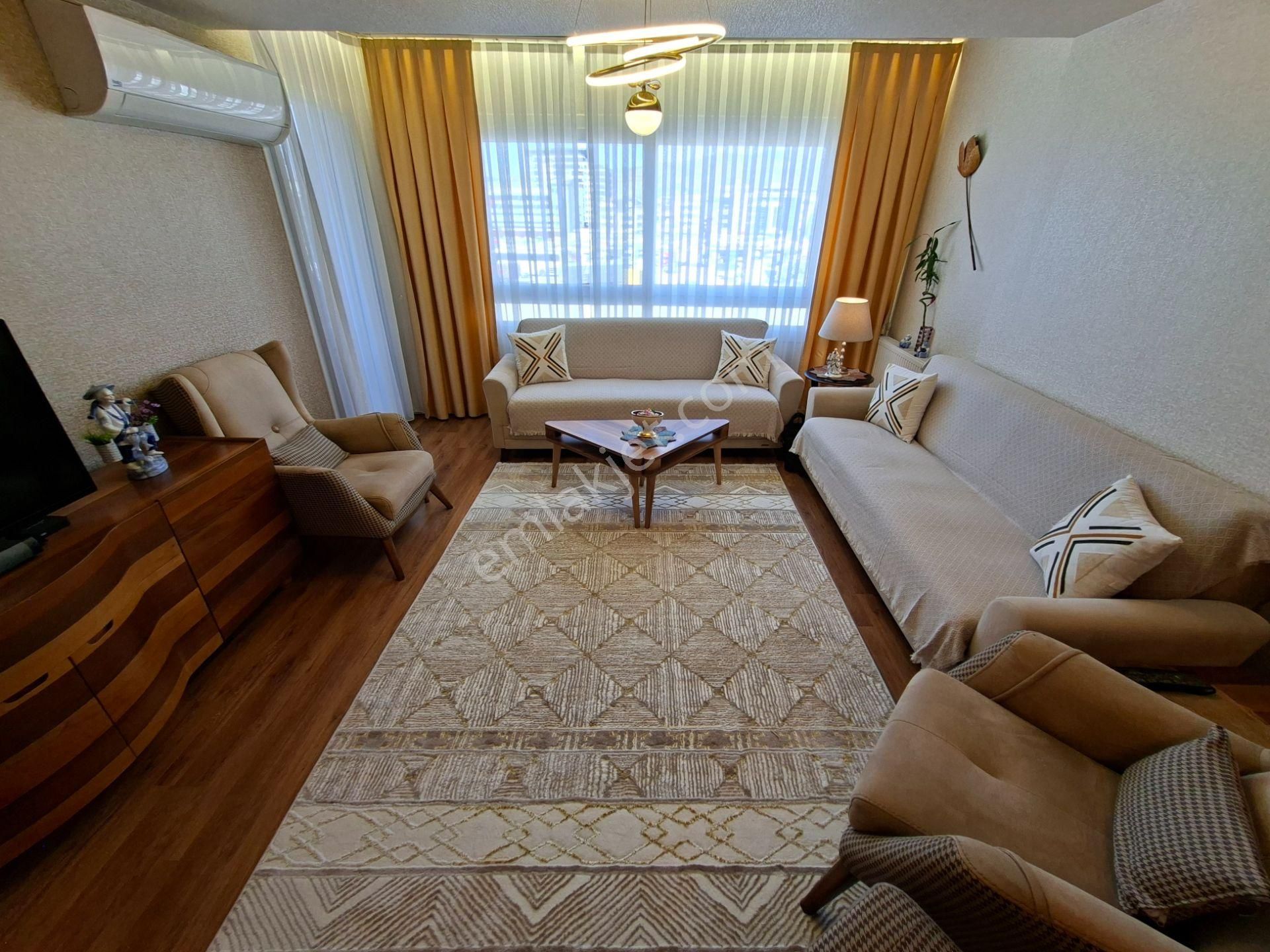 Kw Cobans’dan Palmiye Park Renova’da Kaçmaz Daire – Geniş Balkonlu, Önü Açık, Şık & Bakımlı! - Görsel 3