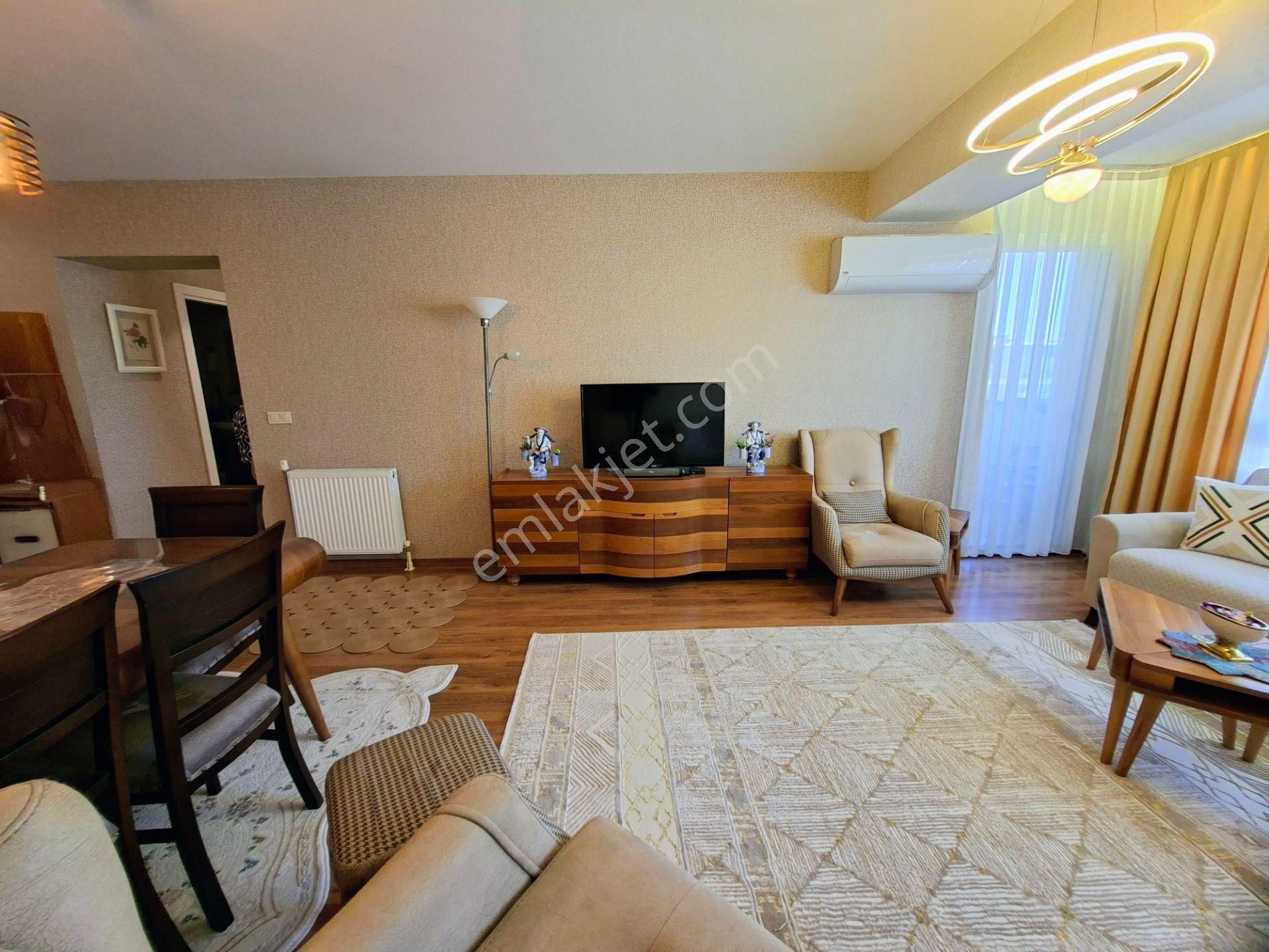 Kw Cobans’dan Palmiye Park Renova’da Kaçmaz Daire – Geniş Balkonlu, Önü Açık, Şık & Bakımlı! - Görsel 7