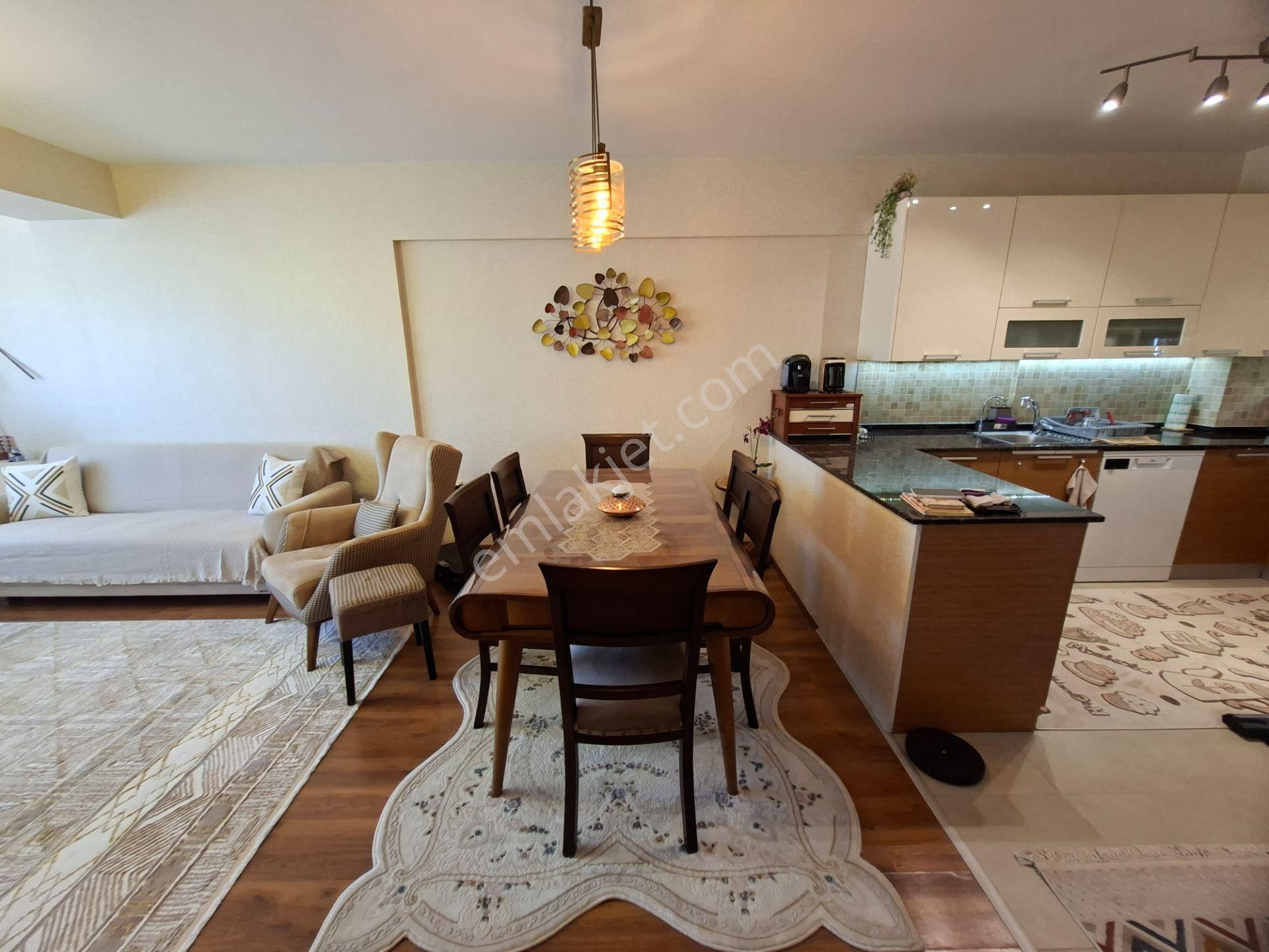 Kw Cobans’dan Palmiye Park Renova’da Kaçmaz Daire – Geniş Balkonlu, Önü Açık, Şık & Bakımlı! - Görsel 6