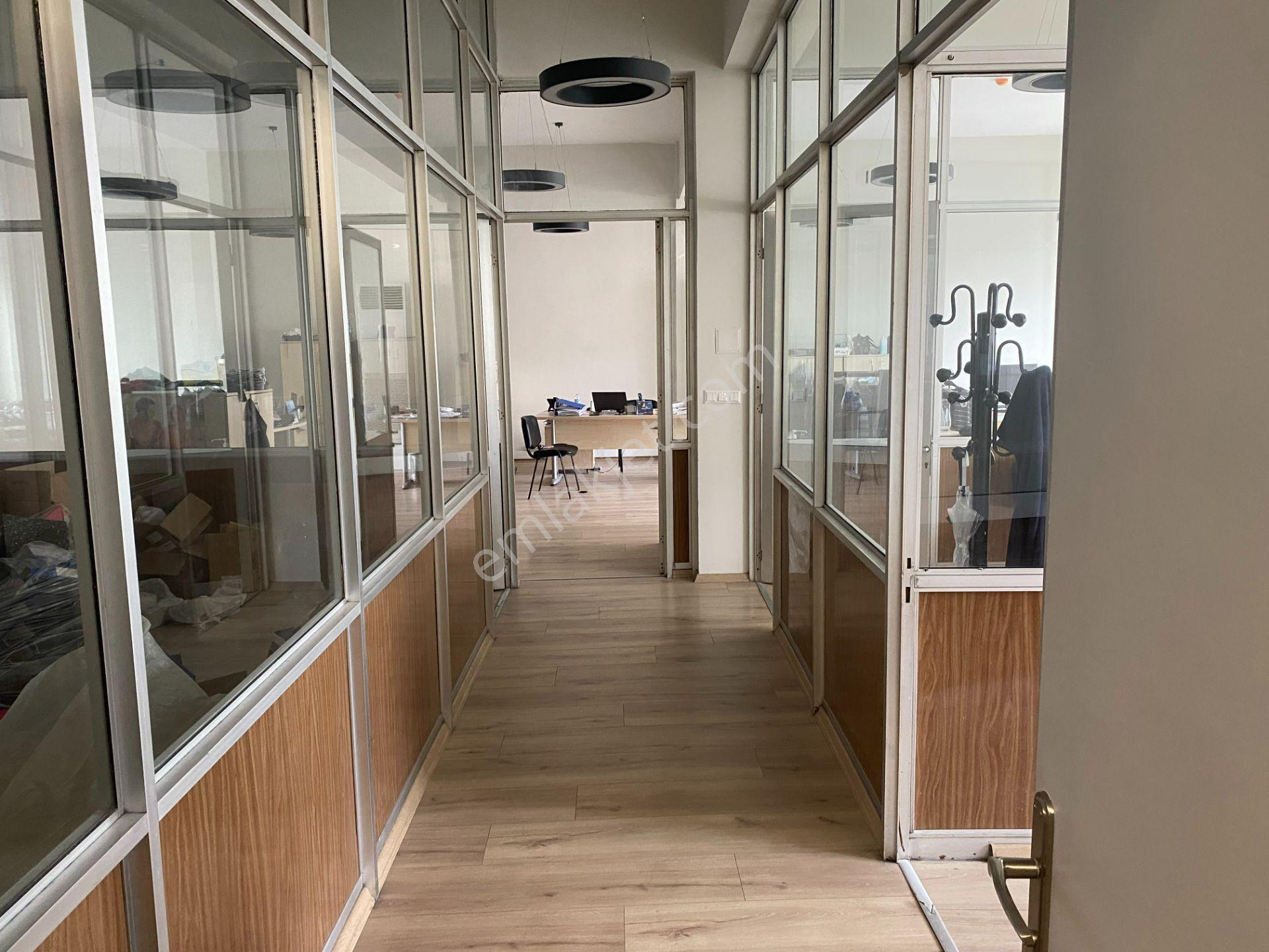 Sahibinden Bayrampaşa'da Müstakil Komple Kiralık Fabrika Binası - Görsel 23