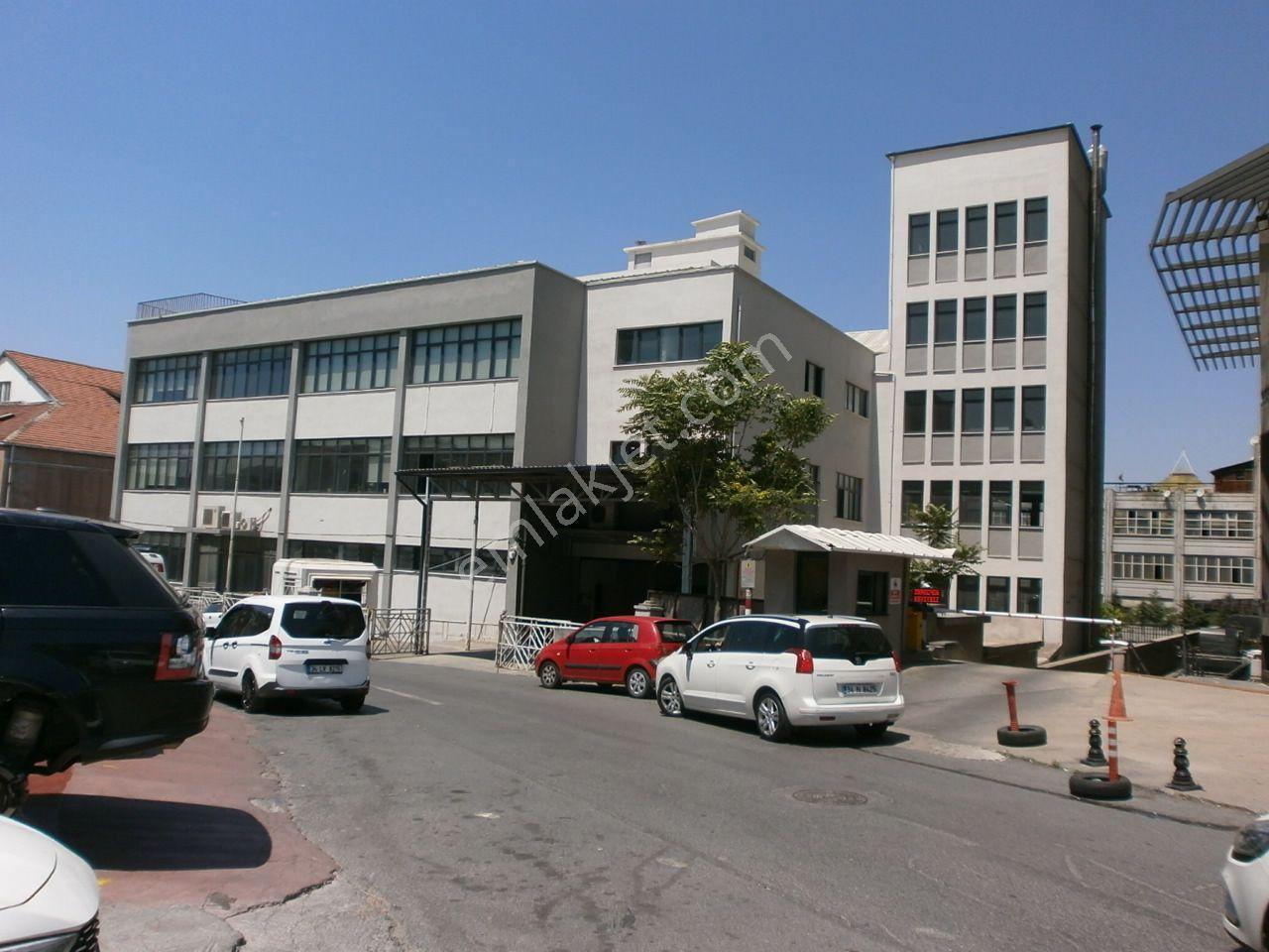 Sahibinden Bayrampaşa'da Müstakil Komple Kiralık Fabrika Binası - Görsel 2