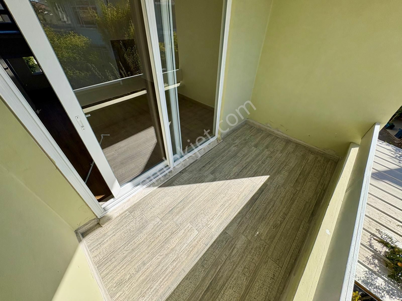 Tek Yetkili Sezgin Emlaktan Denize 50 Mt Fırsat Satılık 3+1 Villa - Görsel 27