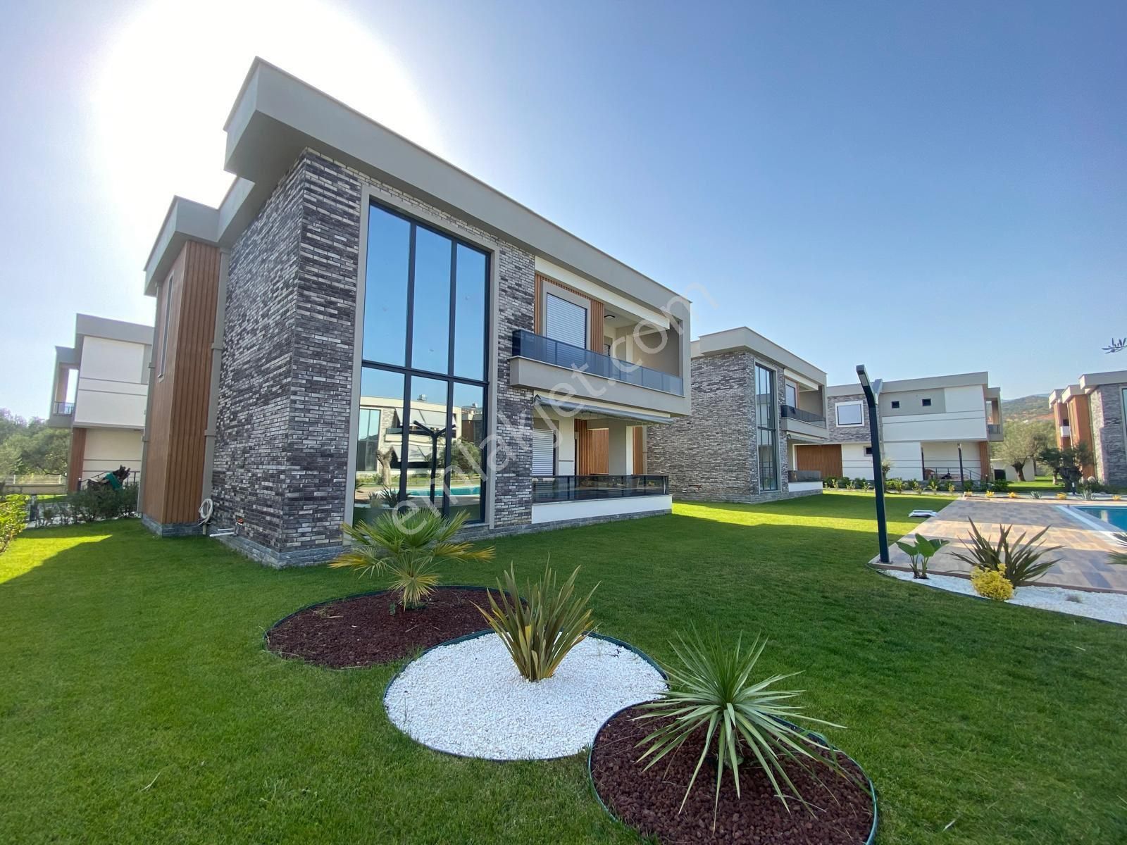 Güçlü Kardeşler Altınoluk Denize 100 Metre Ultra Lüks Villa'lar - Görsel 4