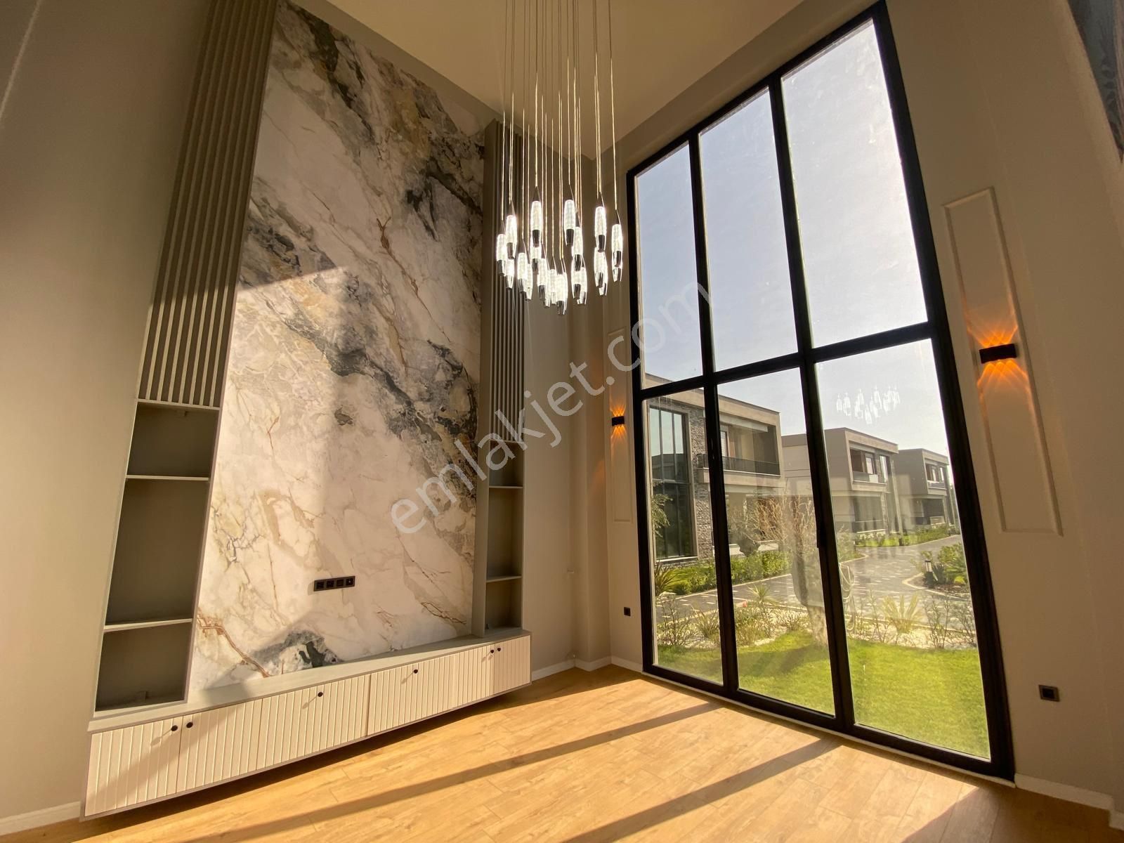 Güçlü Kardeşler Altınoluk Denize 100 Metre Ultra Lüks Villa'lar - Görsel 8