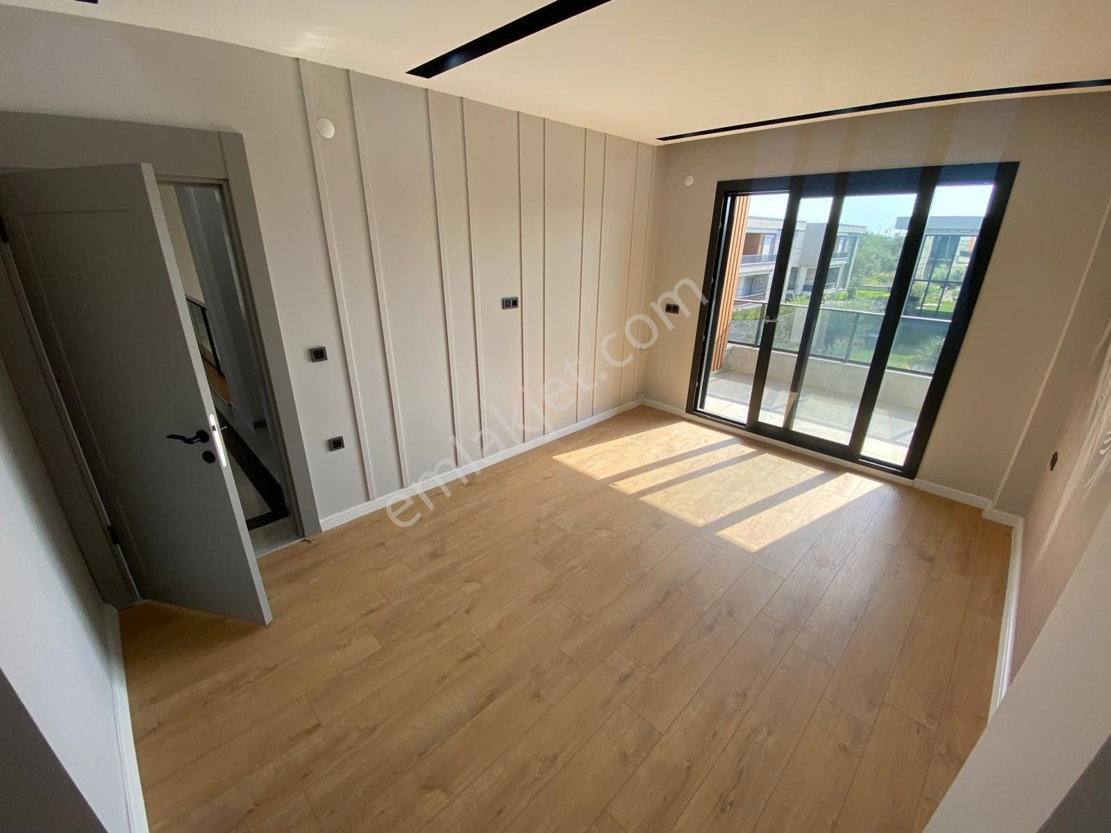 Güçlü Kardeşler Altınoluk Denize 100 Metre Ultra Lüks Villa'lar - Görsel 35