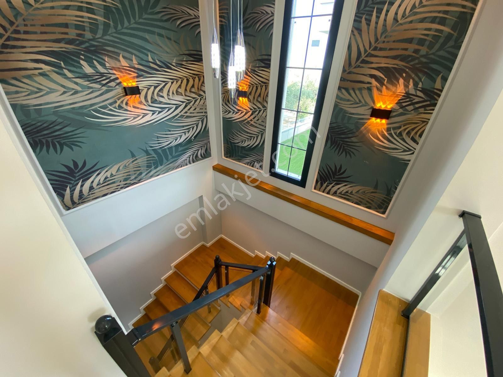 Güçlü Kardeşler Altınoluk Denize 100 Metre Ultra Lüks Villa'lar - Görsel 24