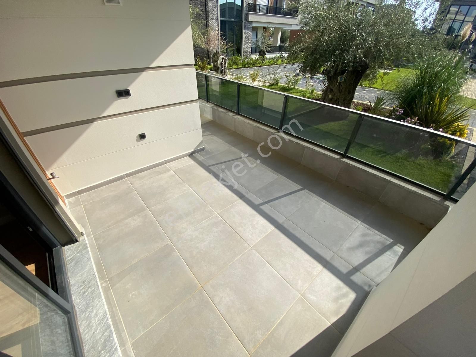 Güçlü Kardeşler Altınoluk Denize 100 Metre Ultra Lüks Villa'lar - Görsel 9